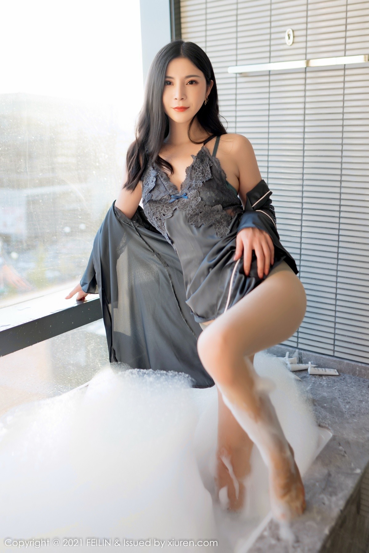 Jpxgyw.com_[FeiLin嗲囡囡]VOL.325_模特小蛮妖Yummy私房精致内衣配超薄肉丝裤袜撩人诱惑写真90P