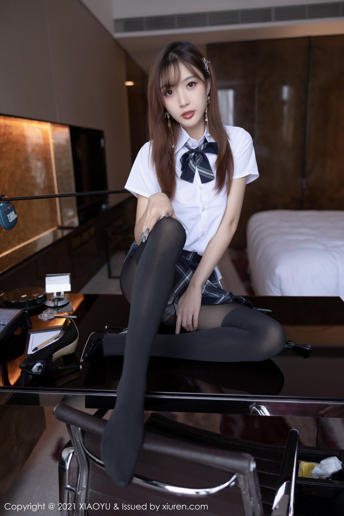 Jpxgyw.com_[XiaoYu画语界]Vol.667_模特林星阑脱性感JK制服露白色蕾丝连体衣秀完美身材诱惑写真103P
