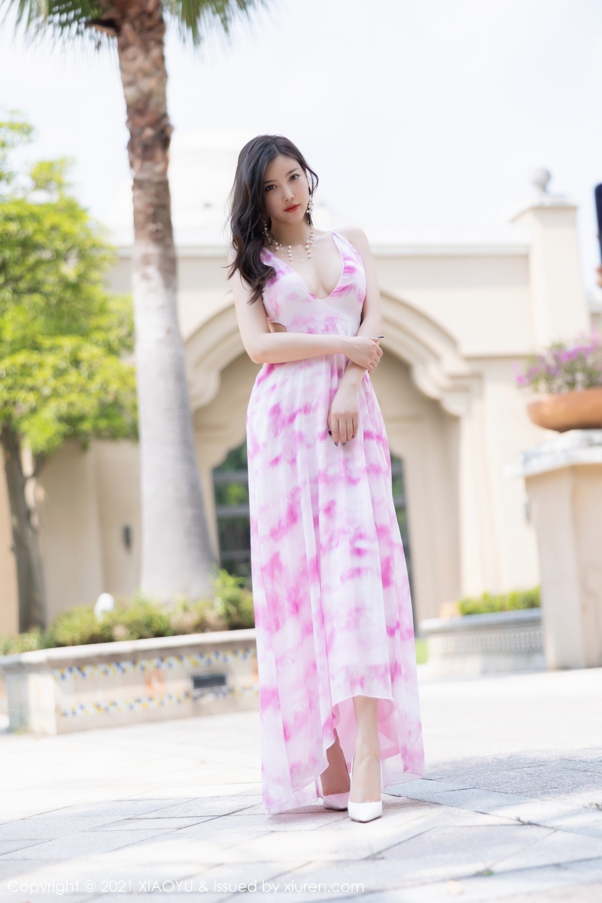 Jpxgyw.com_[XiaoYu画语界]Vol.668_女神杨晨晨sugar广西心愿旅拍性感橙色长裙秀完美身材诱惑写真106P