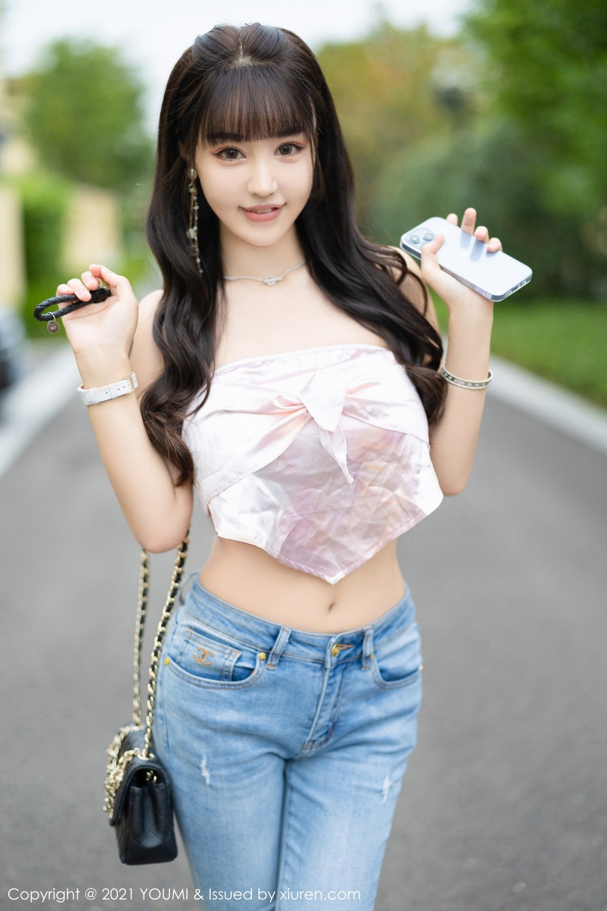 Jpxgyw.com_[YouMi尤蜜荟]Vol.725_女神朱可儿Flower成都旅拍户外车拍魅惑衣露傲人豪乳诱惑写真74P