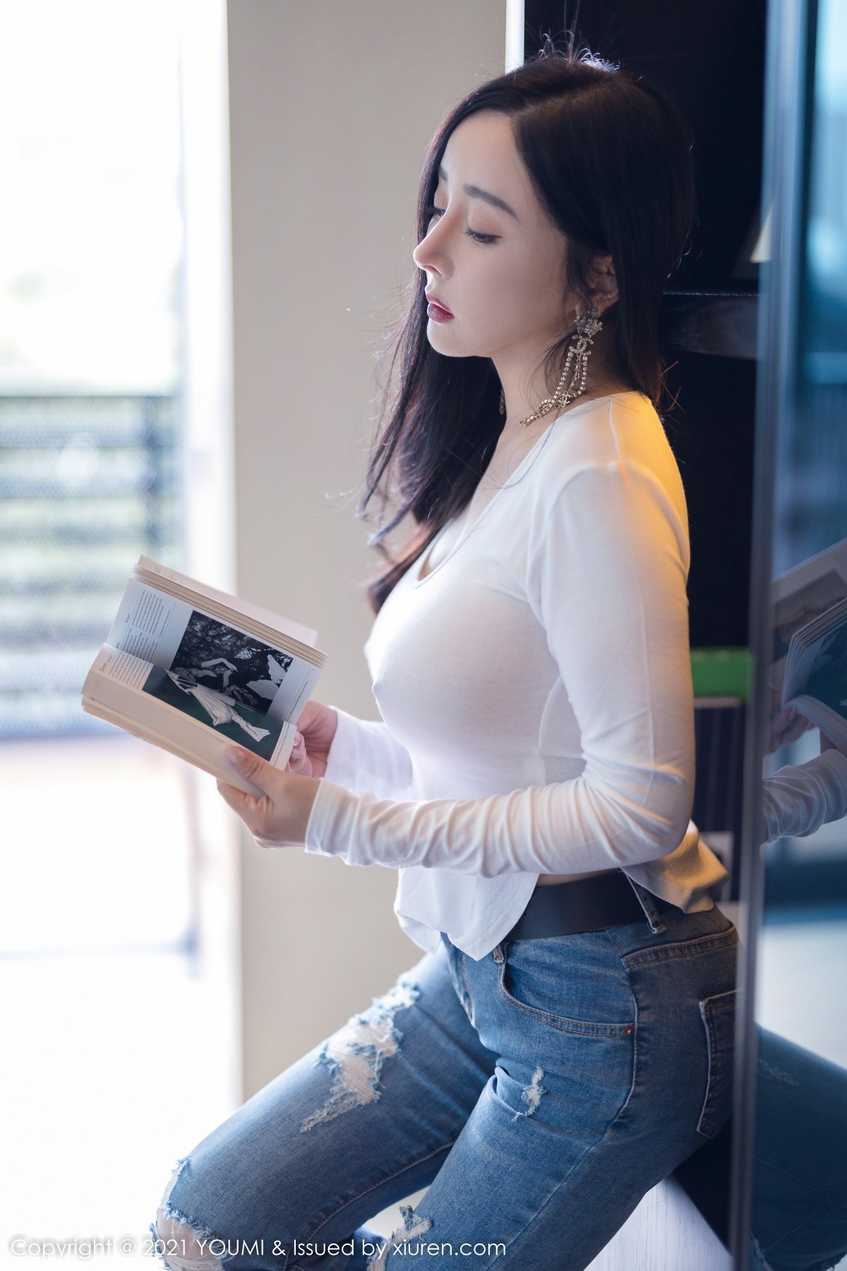 Jpxgyw.com_[YouMi尤蜜荟]Vol.726_模特允爾私房白纱衣配牛仔裤半脱露豪乳真空激凸惹火诱惑写真68P