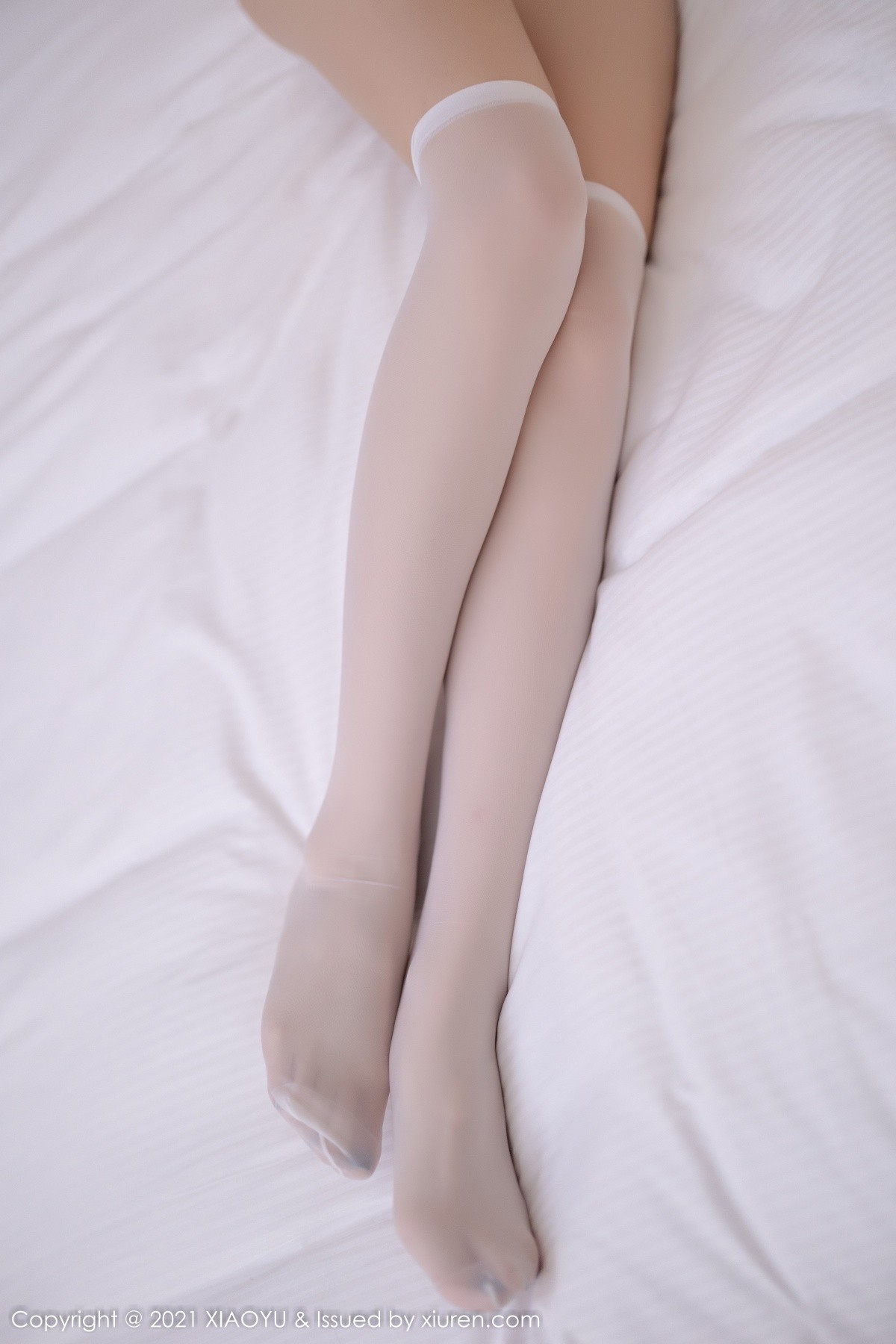 Jpxgyw.com_[XiaoYu画语界]Vol.671_模特林星阑私房性感白色高叉连体衣配白丝秀完美身材诱惑写真85P
