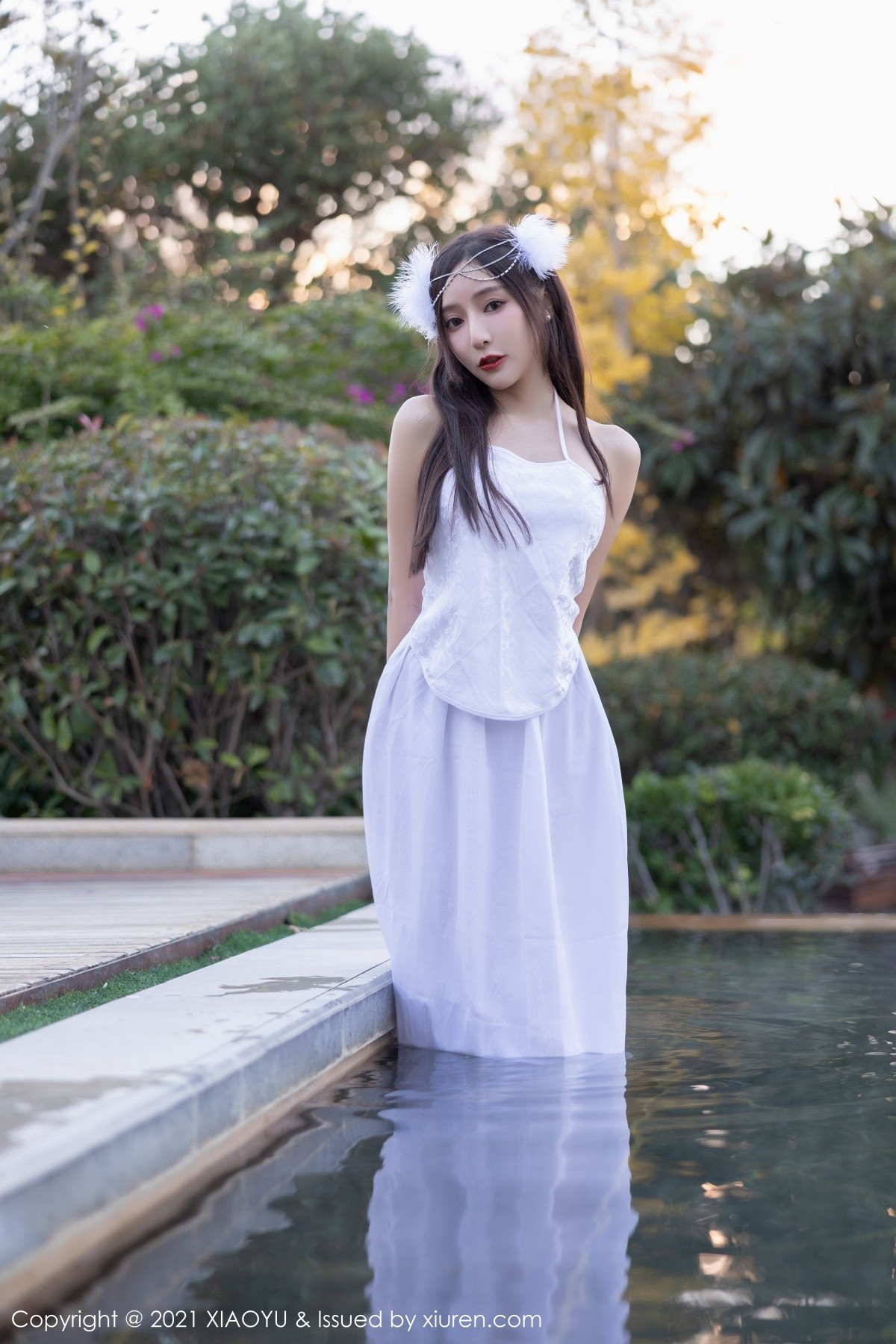 Jpxgyw.com_[XiaoYu画语界]Vol.672_女神王馨瑶yanni云南星愿旅拍白纱古装服饰秀火辣身材诱惑写真71P