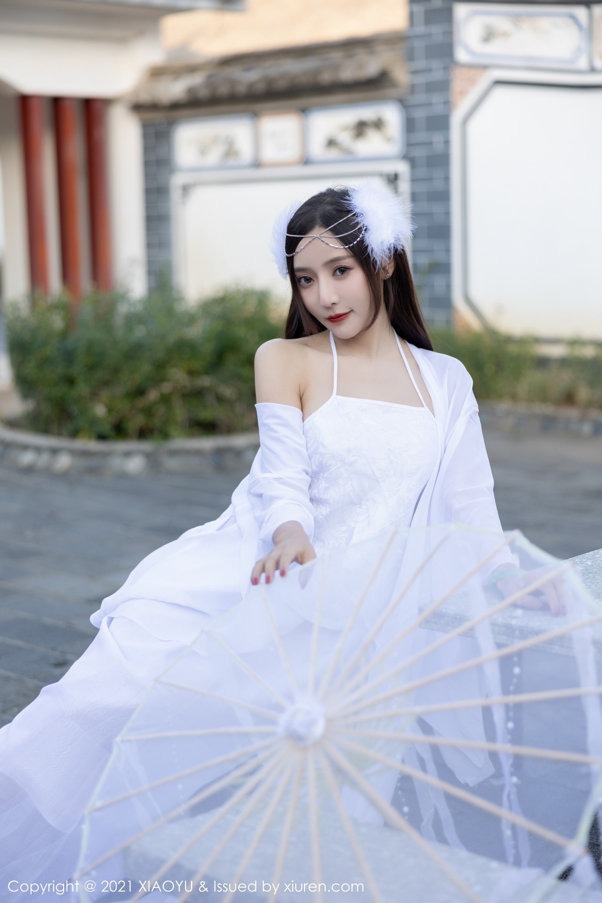 Jpxgyw.com_[XiaoYu画语界]Vol.672_女神王馨瑶yanni云南星愿旅拍白纱古装服饰秀火辣身材诱惑写真71P