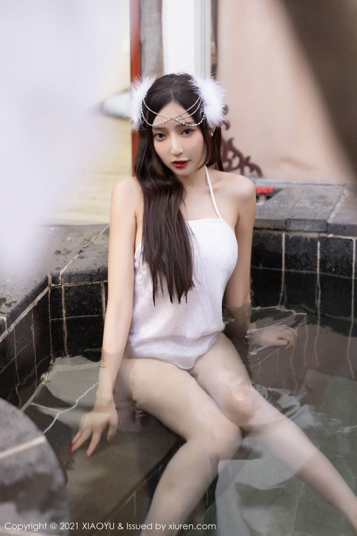 Jpxgyw.com_[XiaoYu画语界]Vol.672_女神王馨瑶yanni云南星愿旅拍白纱古装服饰秀火辣身材诱惑写真71P