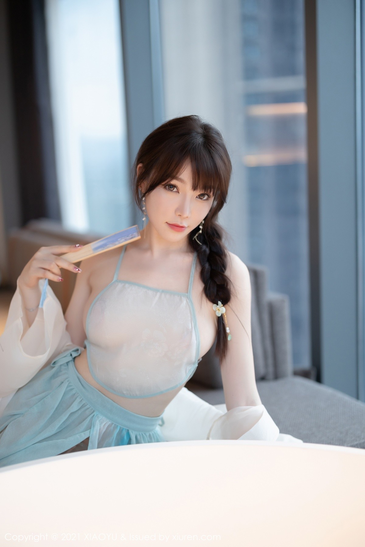Jpxgyw.com_[XiaoYu画语界]Vol.679_女神芝芝Booty私房古韵着装配超薄肉丝半脱露火辣身材诱惑写真95P