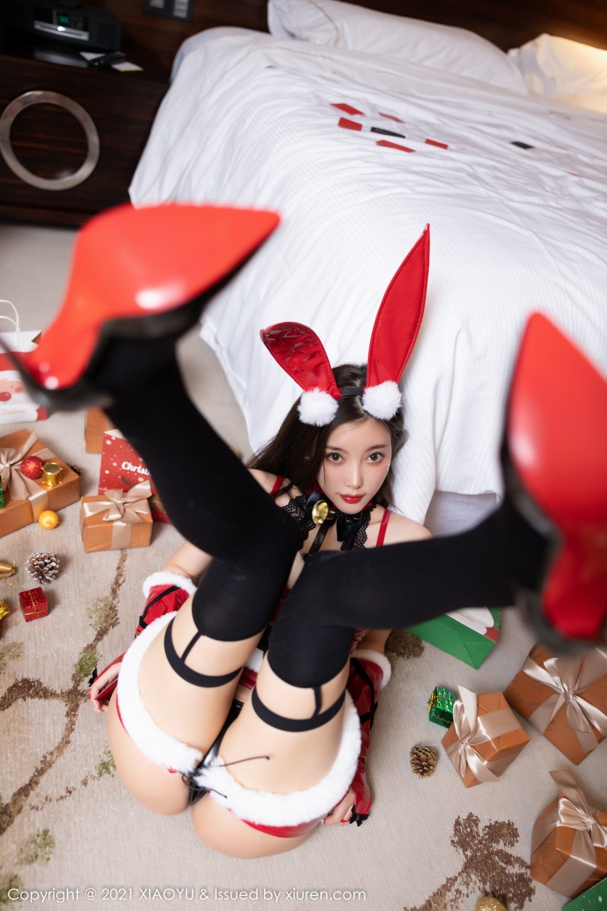 Jpxgyw.com_[XiaoYu画语界]Vol.683_女神杨晨晨Yome圣诞礼物主题性感兔女郎秀完美身材诱惑写真100P