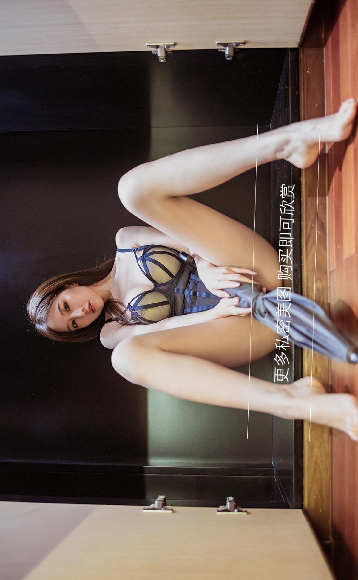 Jpxgyw.com_[Ugirls爱尤物]No.2238_模特月音瞳私房性感黑色高叉连体衣秀完美身材迷人诱惑写真35P