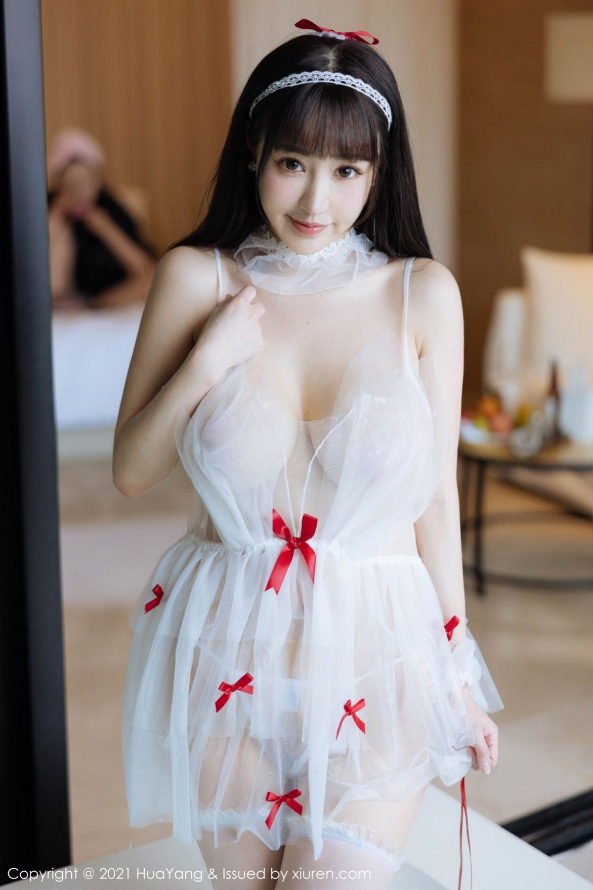 Jpxgyw.com_[HuaYang花漾]Vol.477_女神朱可儿Flower三亚旅拍浴室轻透薄纱配白丝袜火辣诱惑写真52P