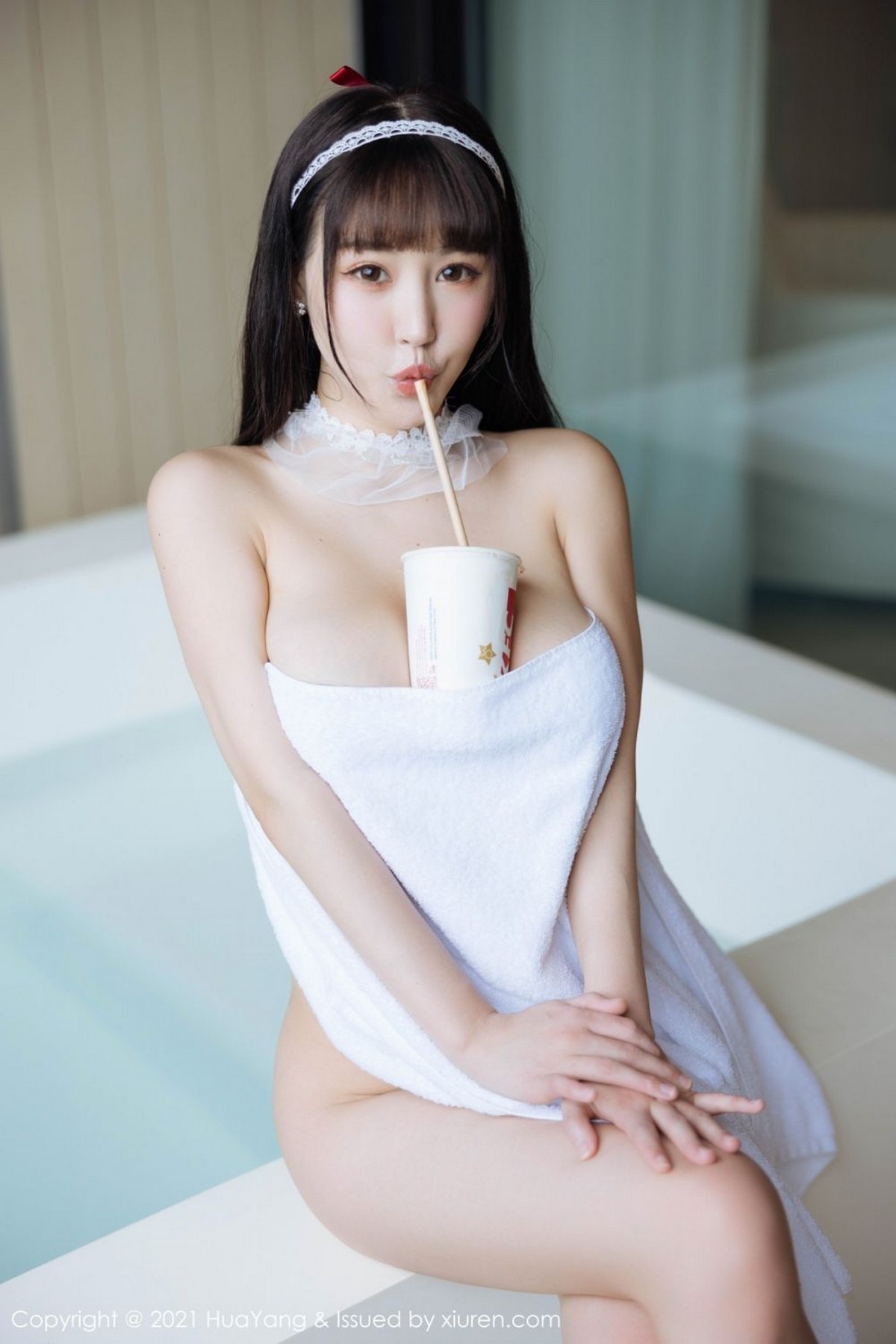 Jpxgyw.com_[HuaYang花漾]Vol.477_女神朱可儿Flower三亚旅拍浴室轻透薄纱配白丝袜火辣诱惑写真52P