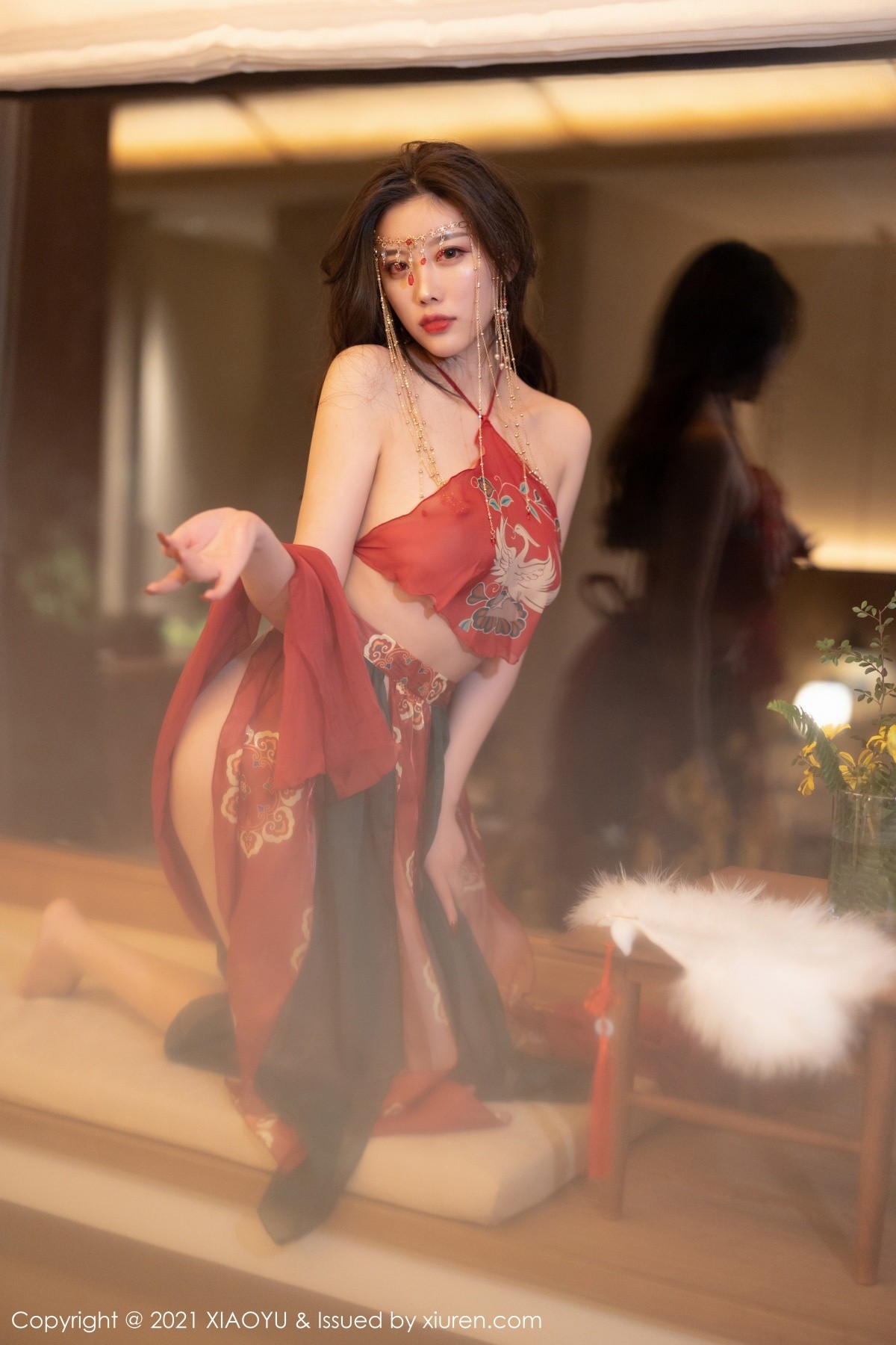 Jpxgyw.com_[XiaoYu画语界]Vol.688_女神杨晨晨sugar丽江心愿旅拍私房红色古装肚兜撩人诱惑写真83P