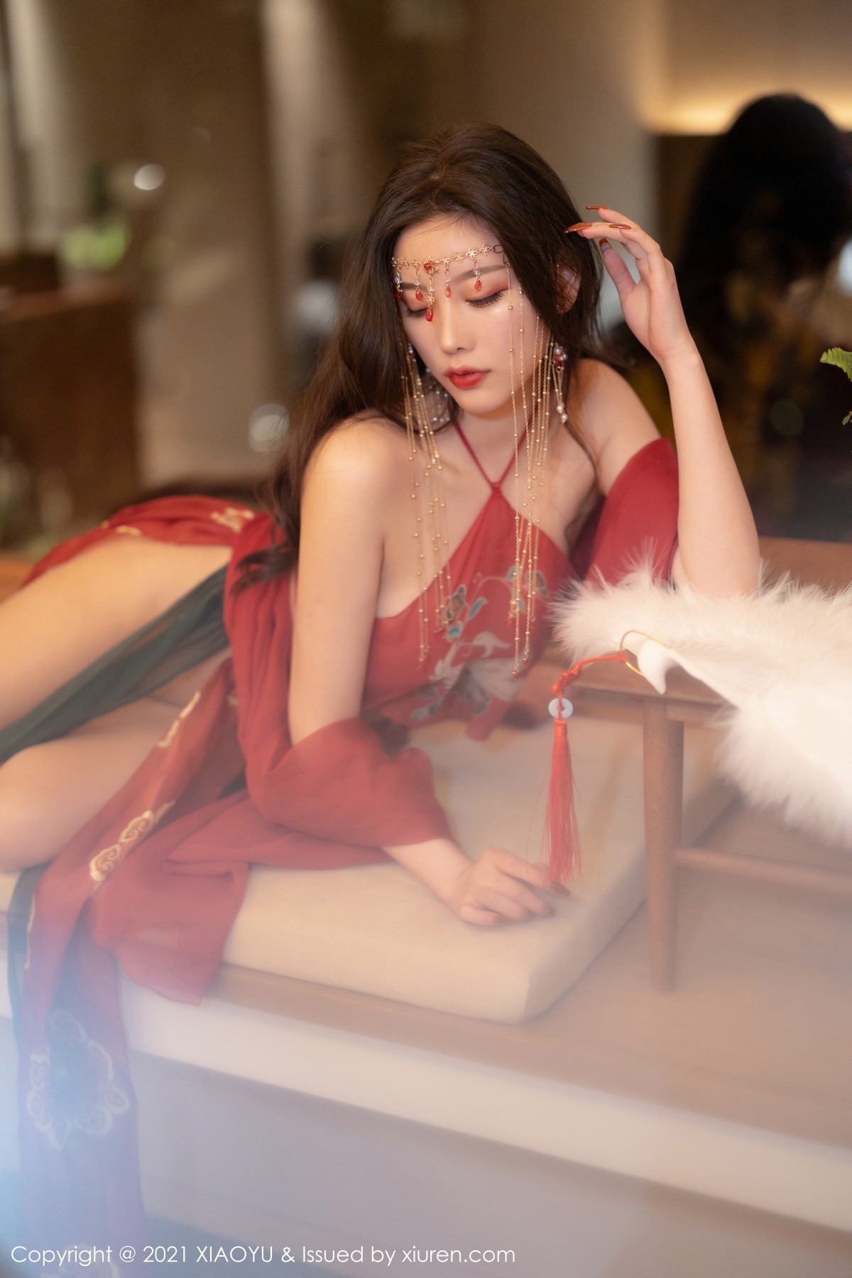 Jpxgyw.com_[XiaoYu画语界]Vol.688_女神杨晨晨sugar丽江心愿旅拍私房红色古装肚兜撩人诱惑写真83P
