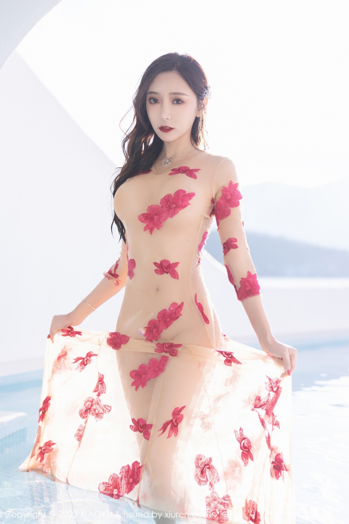 Jpxgyw.com_[XiaoYu画语界]Vol.691_女神王馨瑶yanni云南洱海心愿旅拍泳池薄纱吊裙湿身诱惑写真70P