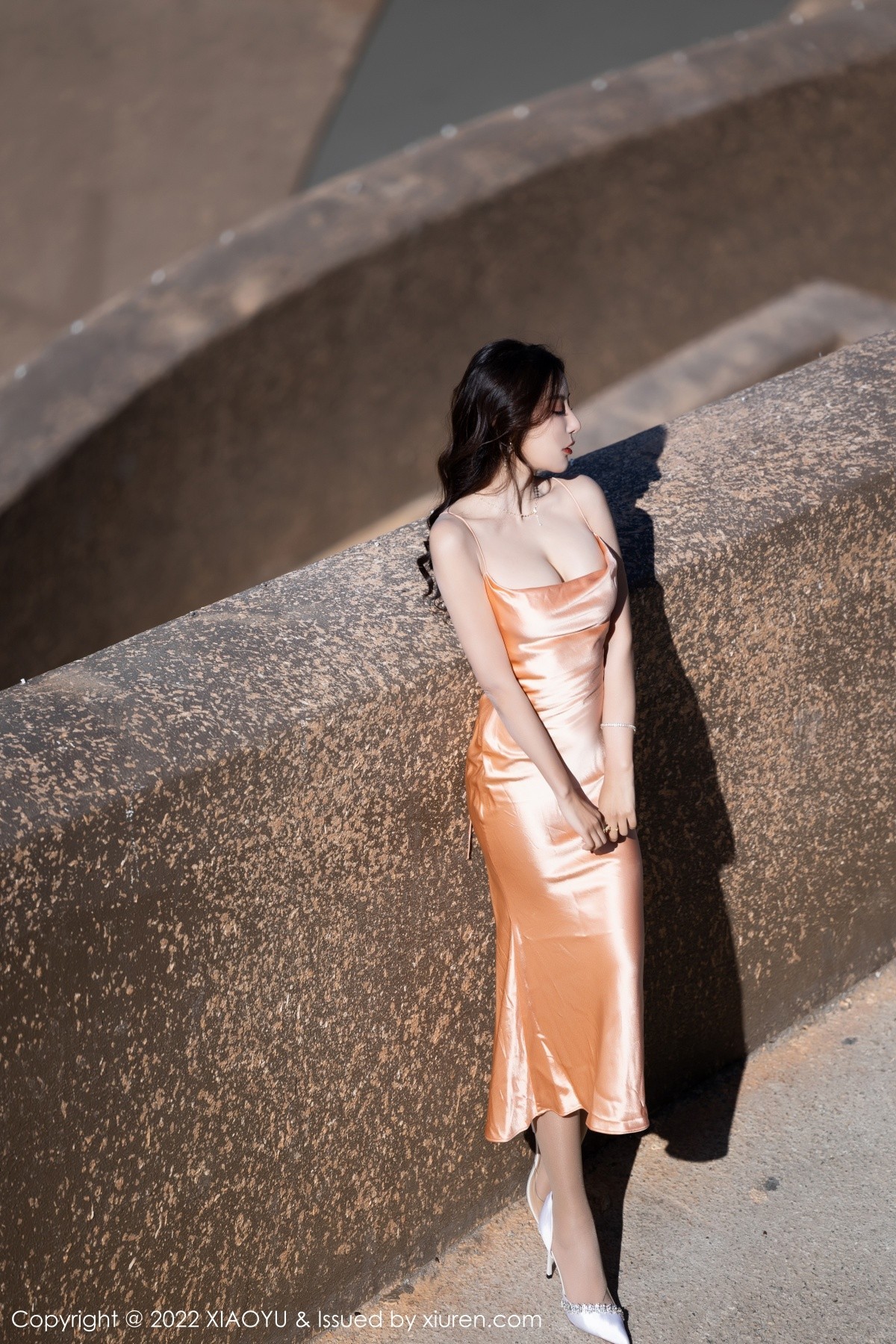 Jpxgyw.com_[XiaoYu画语界]Vol.691_女神王馨瑶yanni云南洱海心愿旅拍泳池薄纱吊裙湿身诱惑写真70P