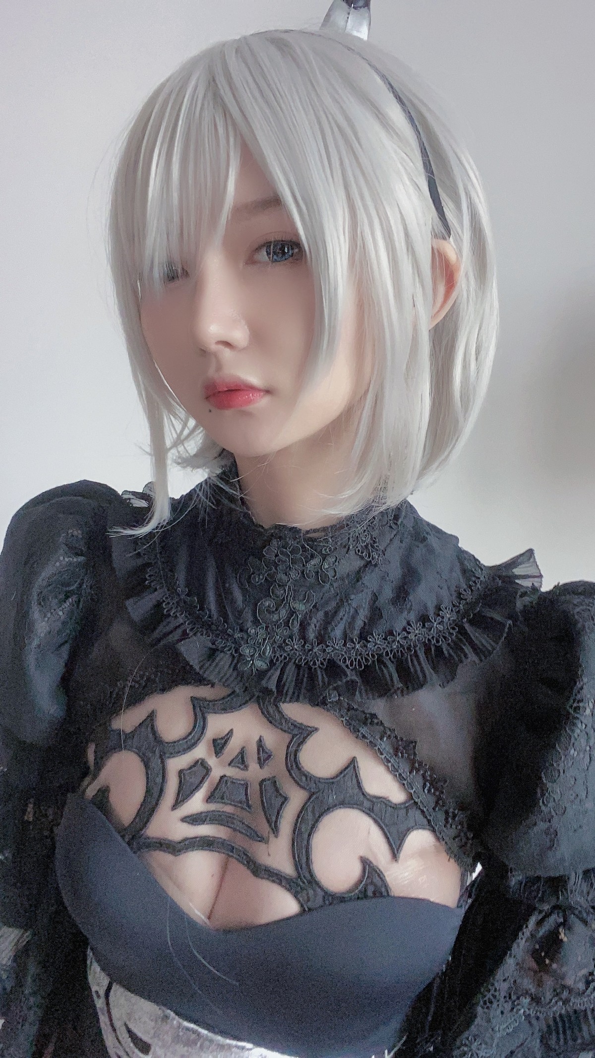 xgyw.top_网络美女51酱2B黑婚纱主题性感婚纱配黑色情趣内衣蕾丝袜秀翘臀美腿诱惑写真53P