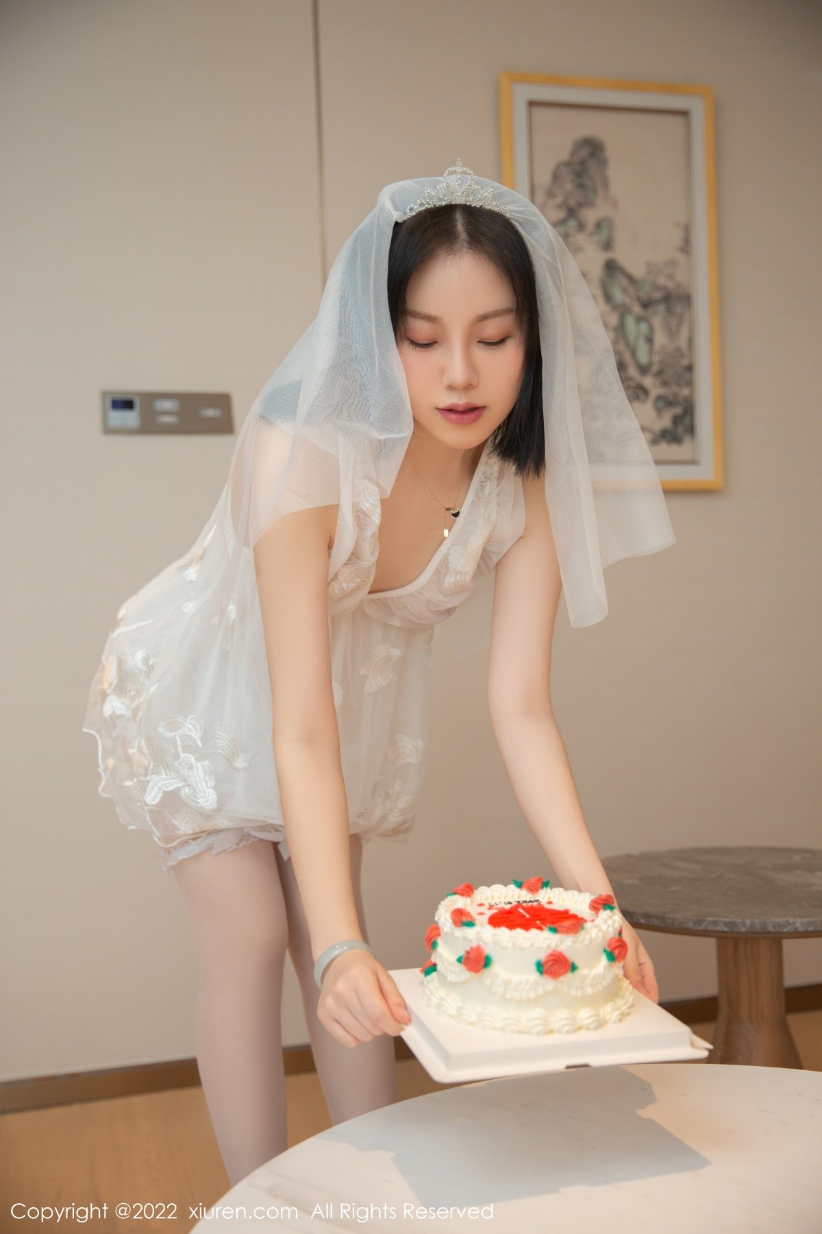 xgyw.top_XiuRen第4530_模特一颗甜蛋黄a结婚纪念日主题薄透服饰秀惹火身材诱惑写真81P
