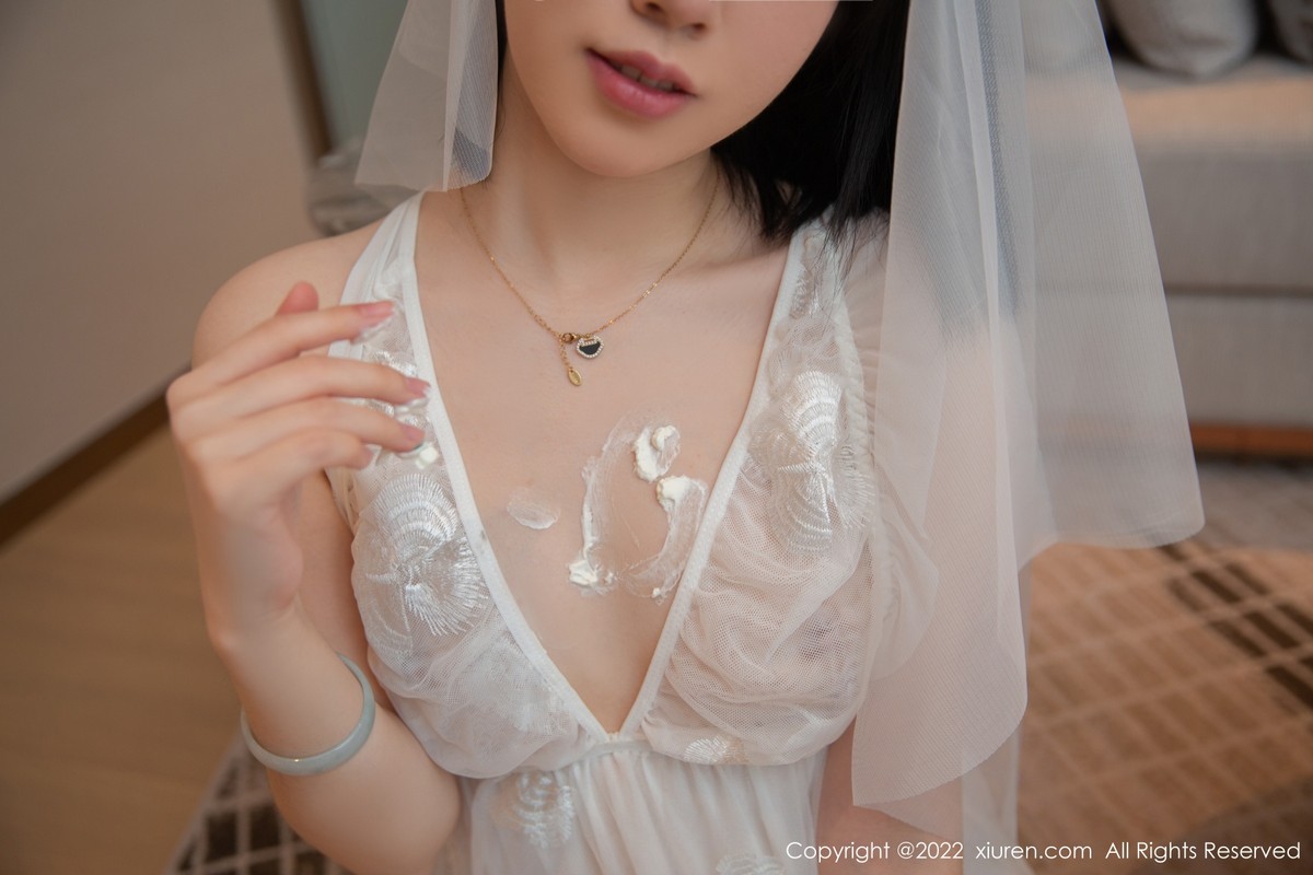 xgyw.top_XiuRen第4530_模特一颗甜蛋黄a结婚纪念日主题薄透服饰秀惹火身材诱惑写真81P