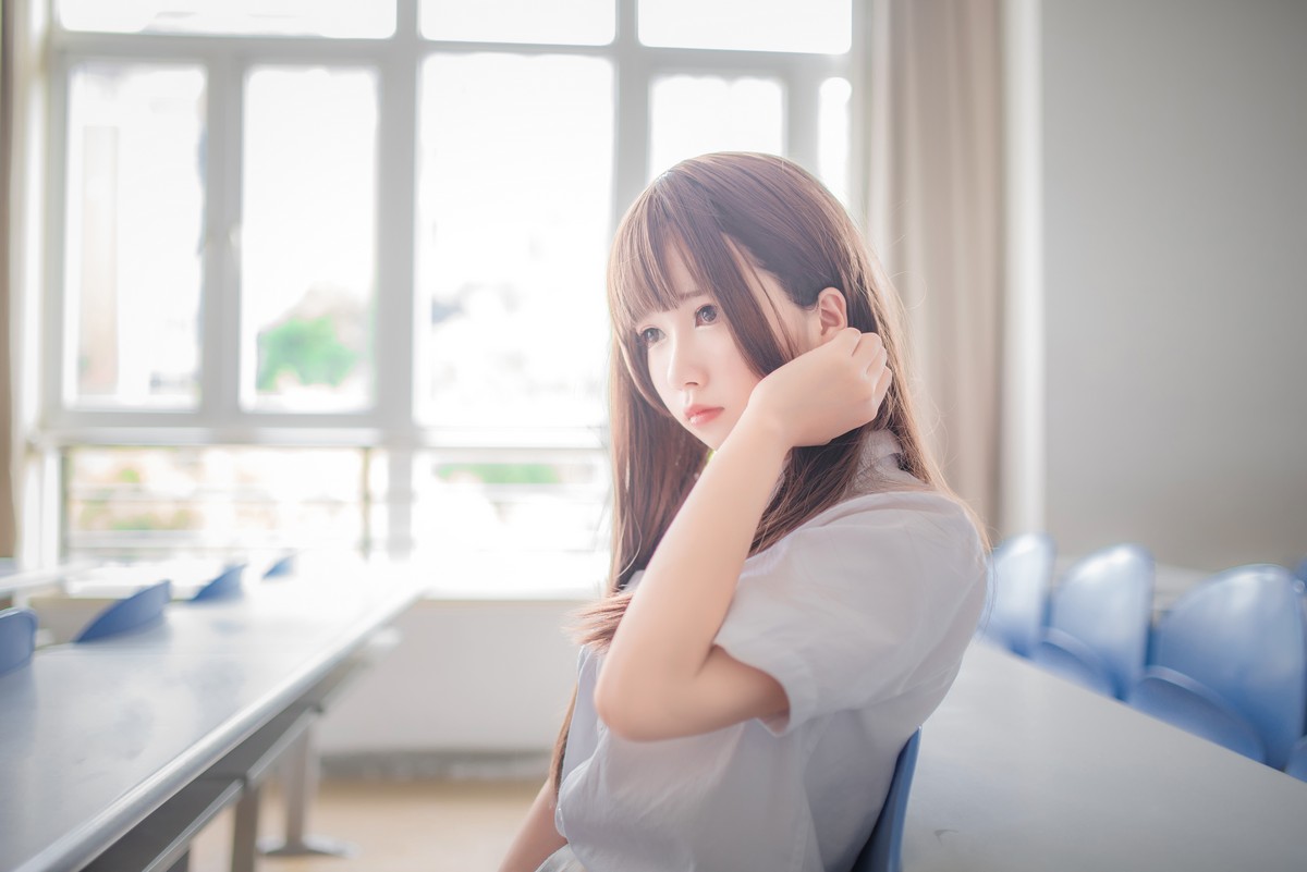 xgyw.top_网红Coser白金Saki制服黑丝系列性感学生制服 浴室死库水秀完美身材诱惑写真62P
