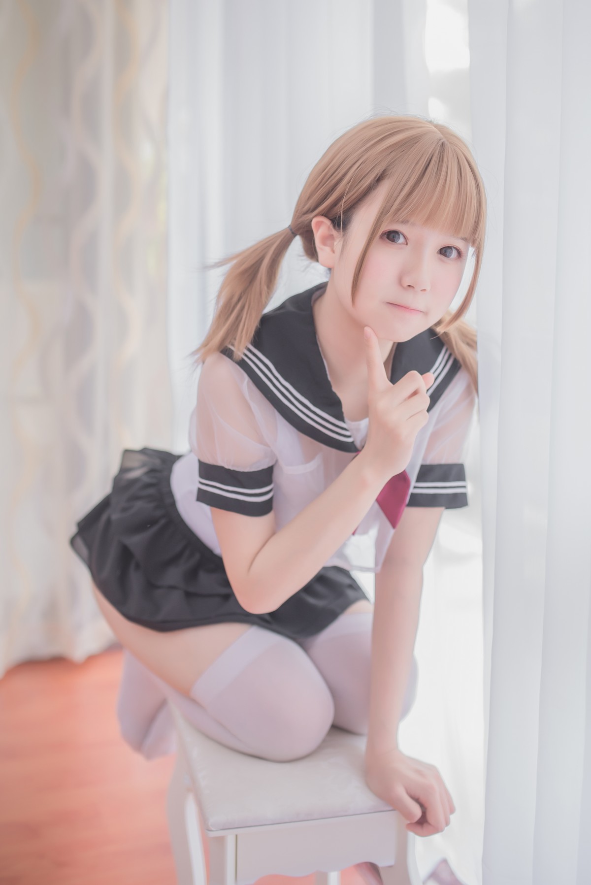 xgyw.top_网红Coser白金Saki制服黑丝系列性感学生制服 浴室死库水秀完美身材诱惑写真62P