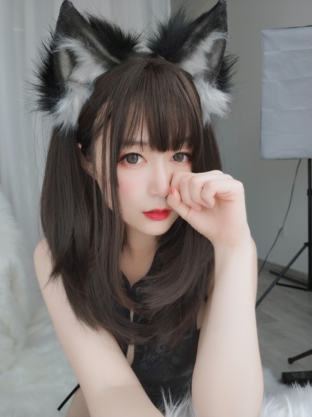 xgyw.top_Coser小姐姐白银81小黑狼主题私房性感黑色高开情趣旗袍露翘臀美腿诱惑写真104P