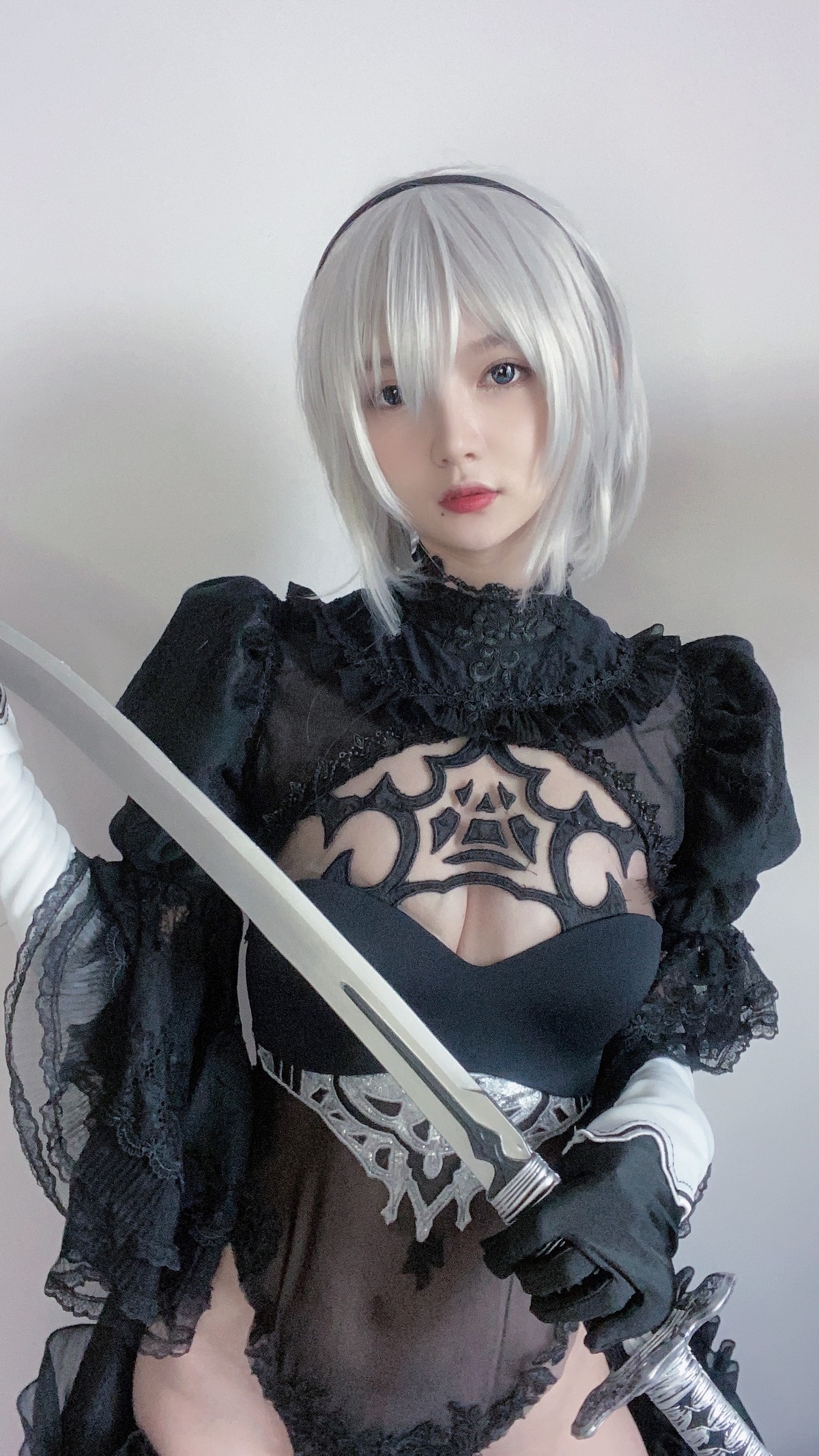 xgyw.top_网络美女51酱2B黑婚纱主题性感婚纱配黑色情趣内衣蕾丝袜秀翘臀美腿诱惑写真53P