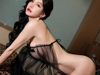 XiuRen第4531_校花周于希Sally私人骚扰黑色轻透薄纱秀少有身材极致骚扰写真82P