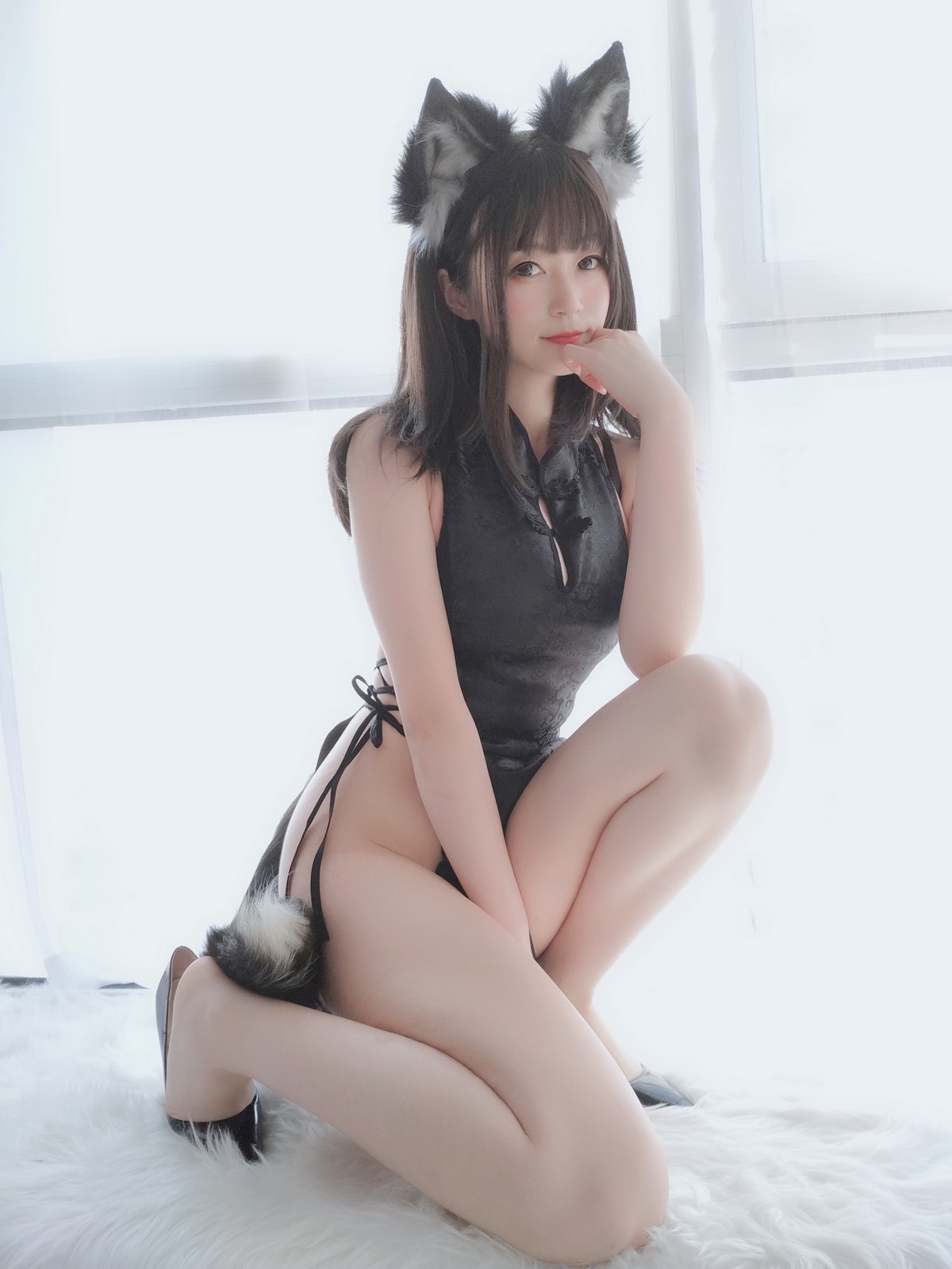 xgyw.top_Coser小姐姐白银81小黑狼主题私房性感黑色高开情趣旗袍露翘臀美腿诱惑写真104P