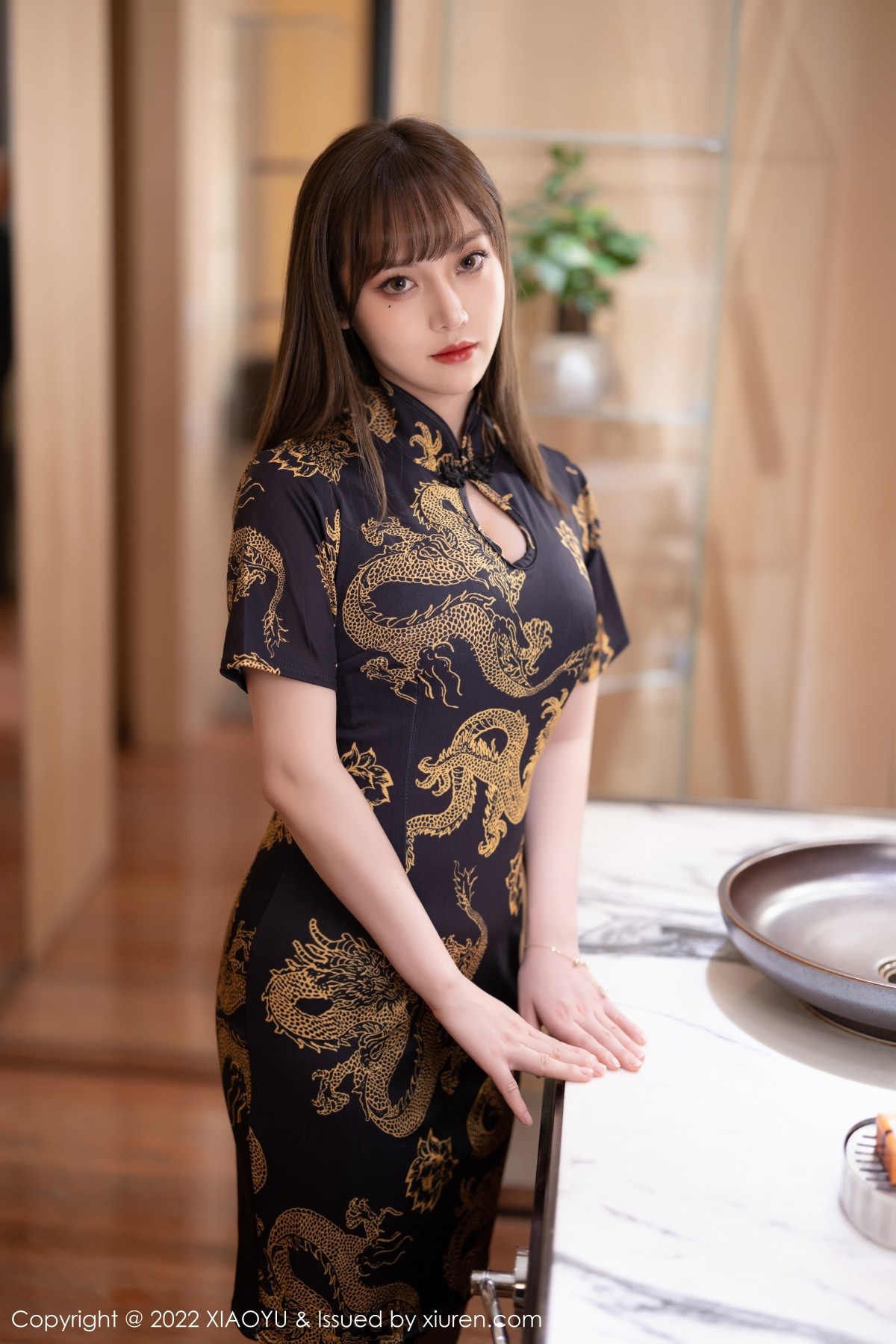 xgyw.top_[XiaoYu画语界]Vol.707_模特豆瓣酱性感深色旗袍配原色丝袜秀丰满身材撩人诱惑写真60P