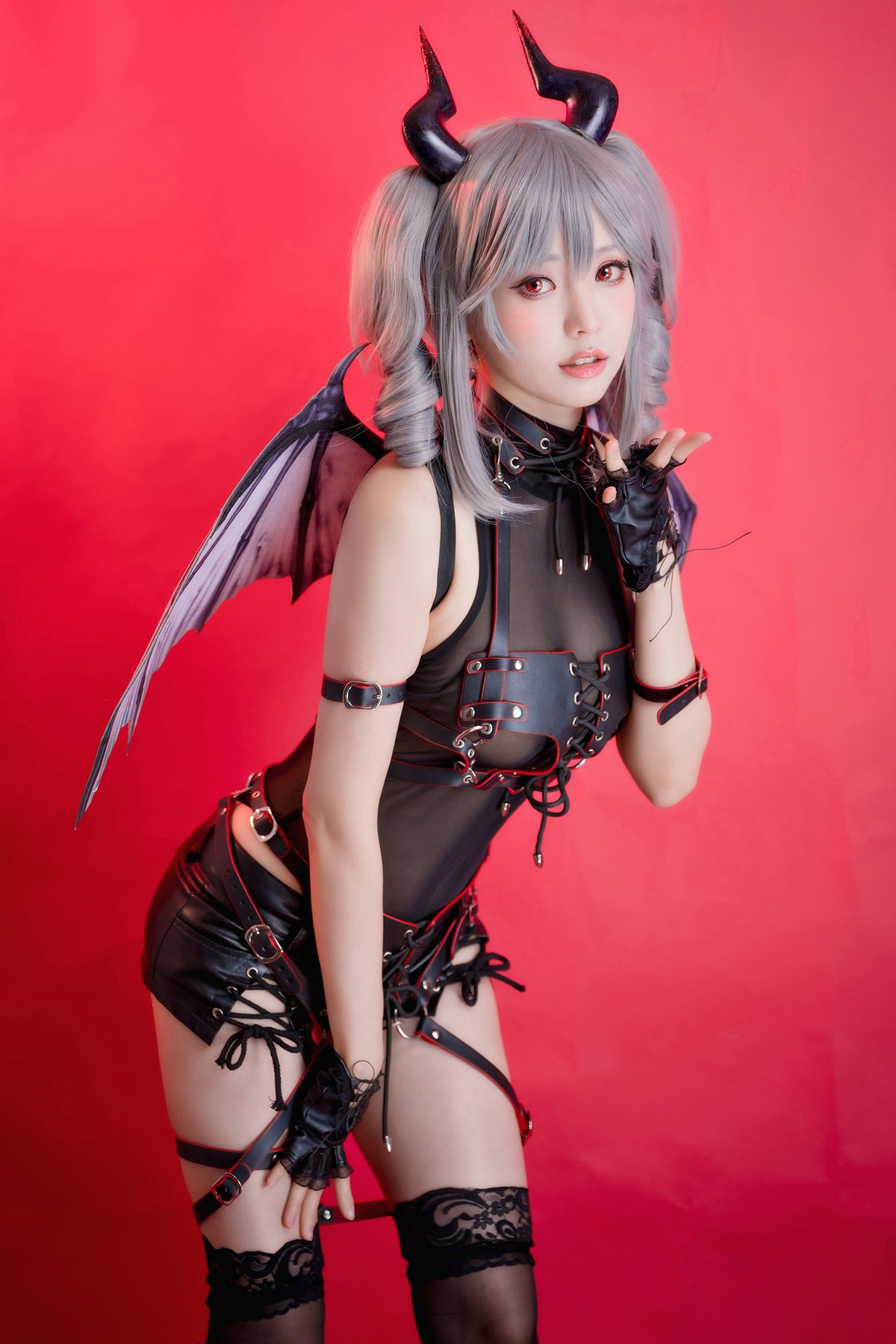 xgyw.top_台湾妹子Ely原创恶魔Original Devil主题私房性感黑色薄纱服饰配蕾丝袜诱惑写真27P