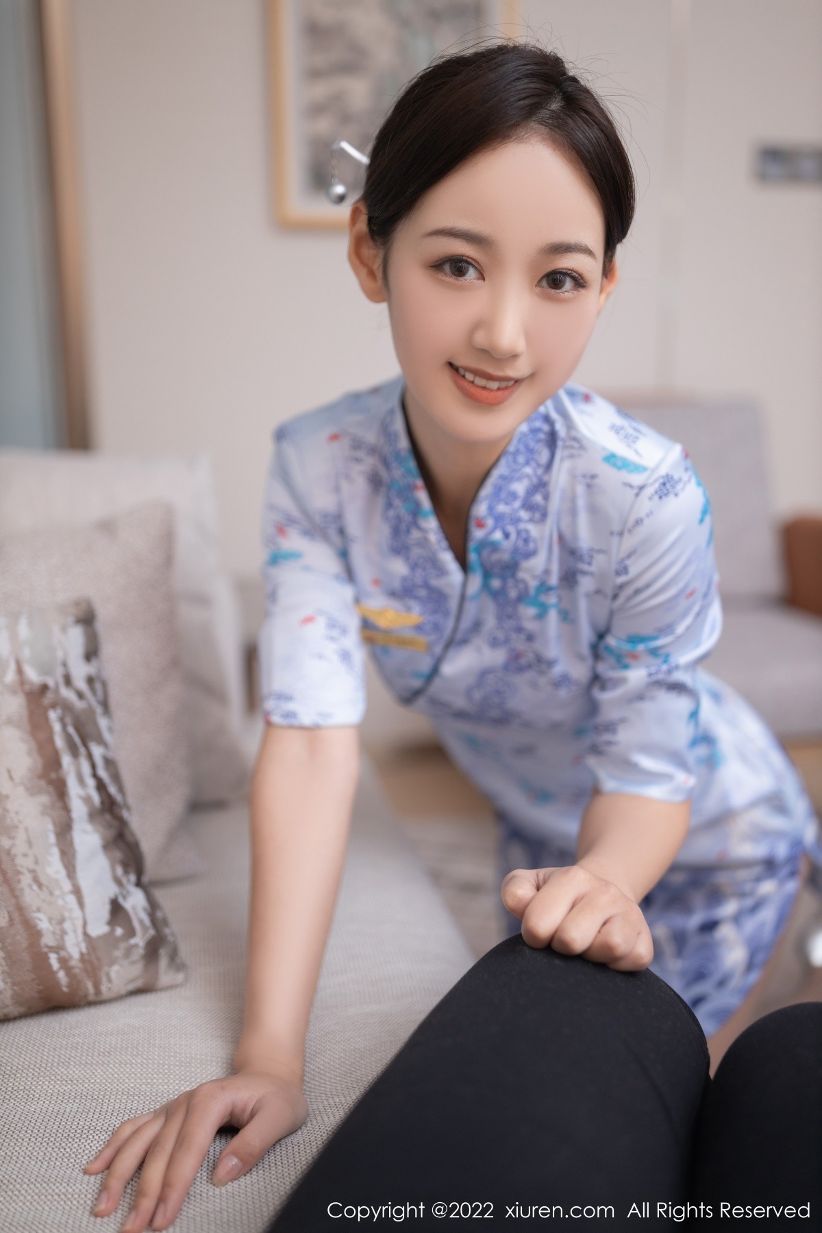 xgyw.top_XiuRen第4552期_模特唐安琪珠三角旅拍空姐角色扮演私房半脱秀绝美身材迷人写真78P