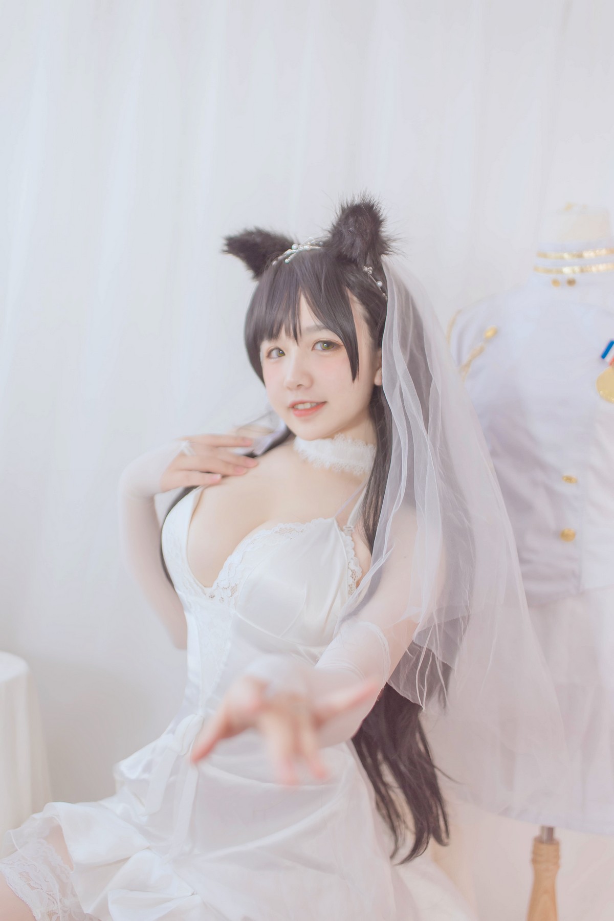 xgyw.top_B站主播阿半今天很开心爱宕婚纱主题性感白色婚纱配蕾丝吊袜秀丰满身材诱惑写真36P