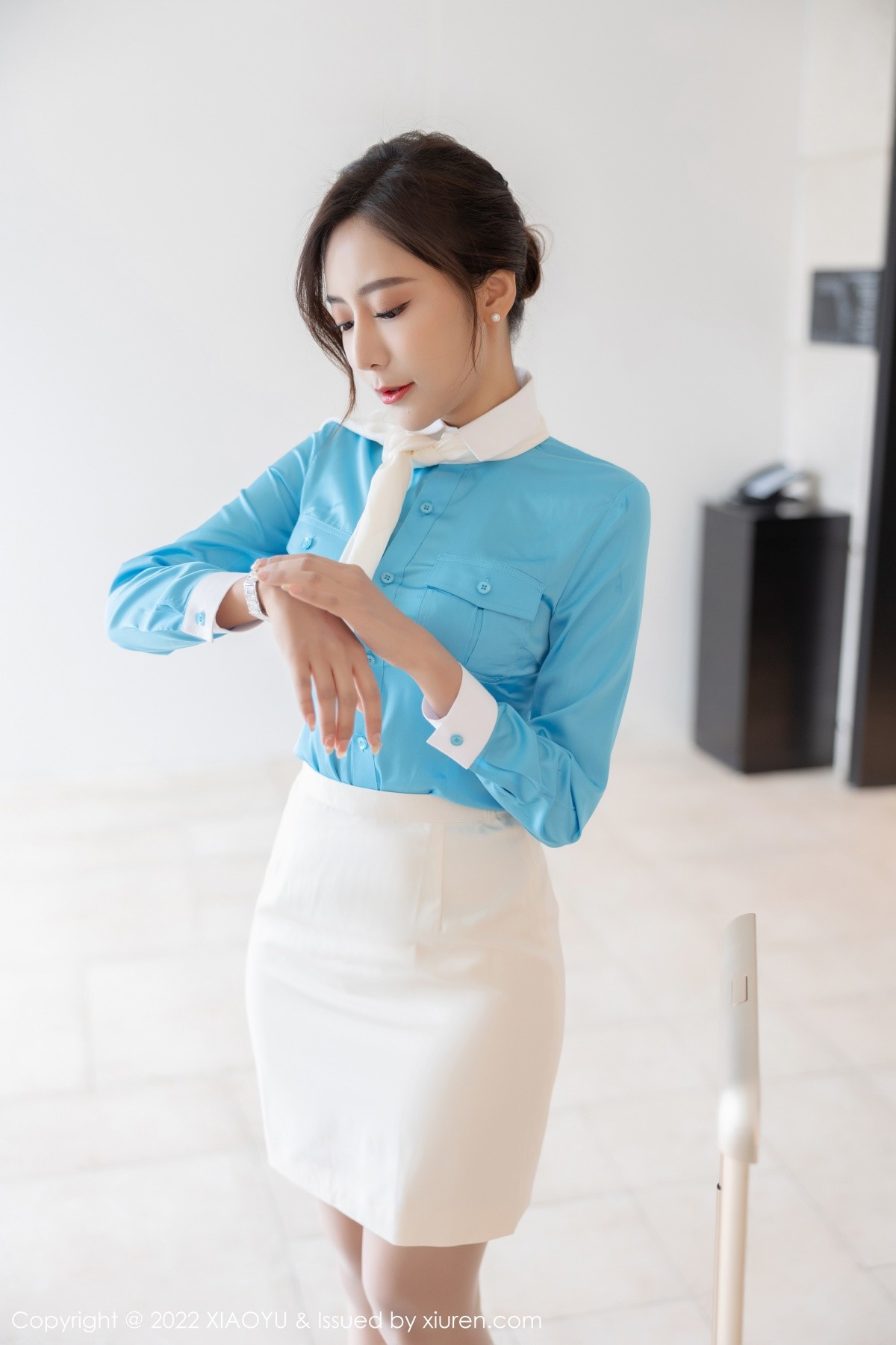 xgyw.top_[XiaoYu画语界]Vol.710_女神王馨瑶yanni惠州旅拍脱职业装露性感白色内衣完美诱惑写真71P
