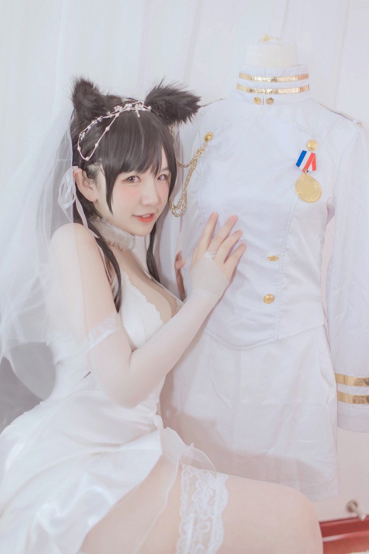 xgyw.top_B站主播阿半今天很开心爱宕婚纱主题性感白色婚纱配蕾丝吊袜秀丰满身材诱惑写真36P
