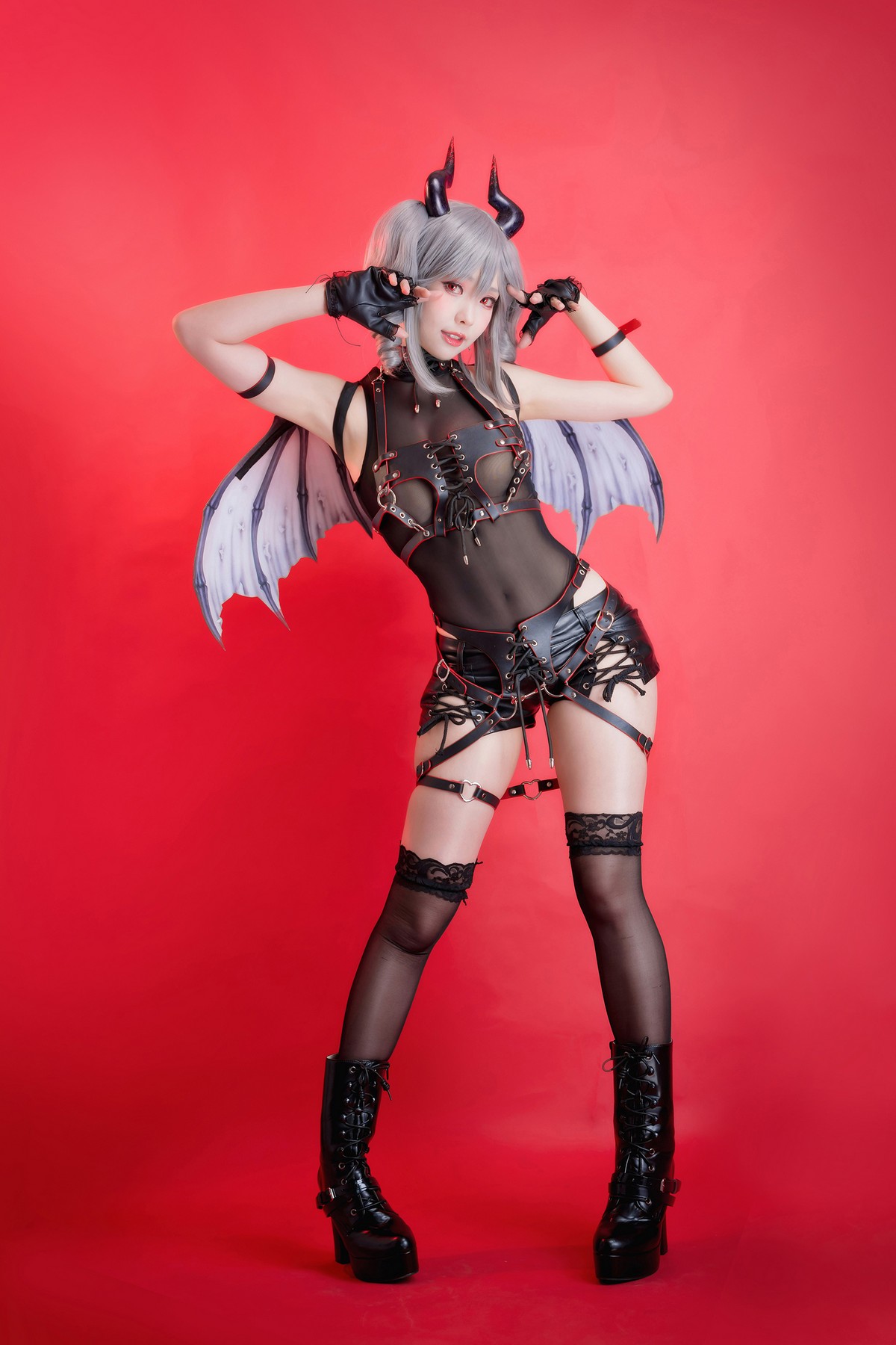 xgyw.top_台湾妹子Ely原创恶魔Original Devil主题私房性感黑色薄纱服饰配蕾丝袜诱惑写真27P