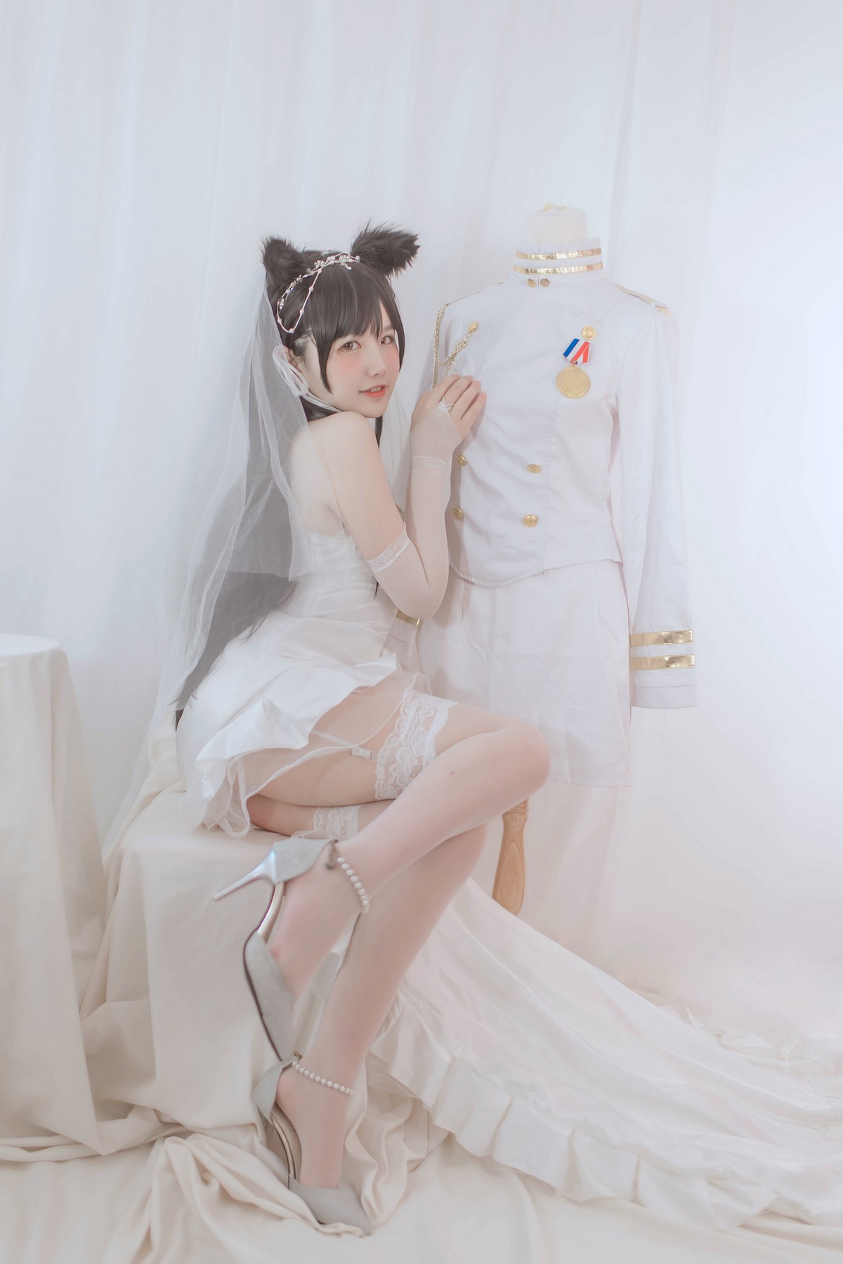 xgyw.top_B站主播阿半今天很开心爱宕婚纱主题性感白色婚纱配蕾丝吊袜秀丰满身材诱惑写真36P