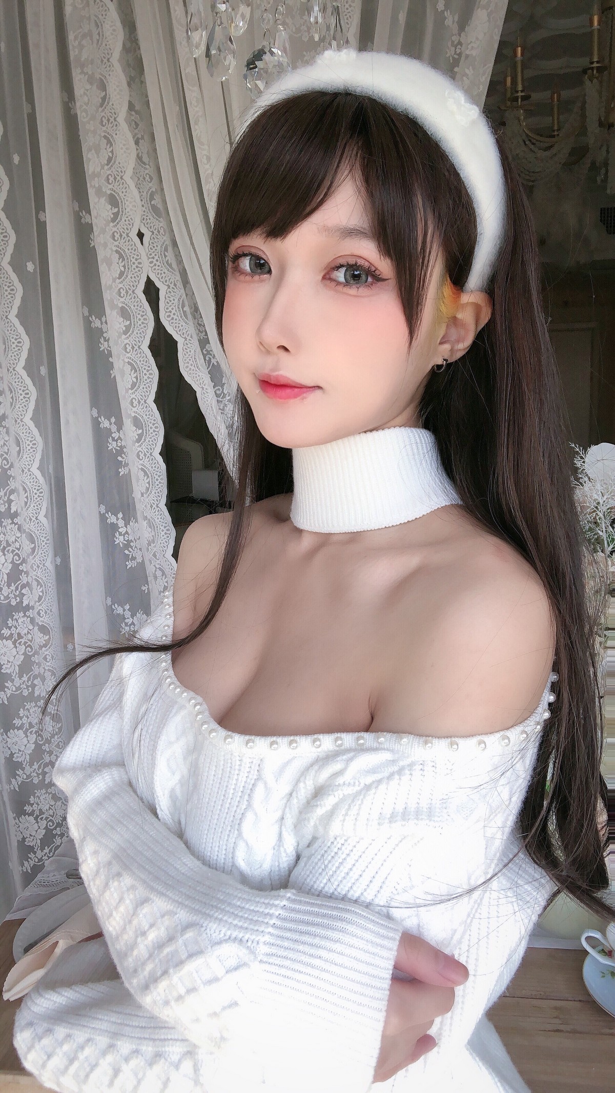 xgyw.top_动漫博主阿包也是兔娘纯欲女友主题私房性感牛仔短裤配肉丝吊袜秀翘臀诱惑写真34P