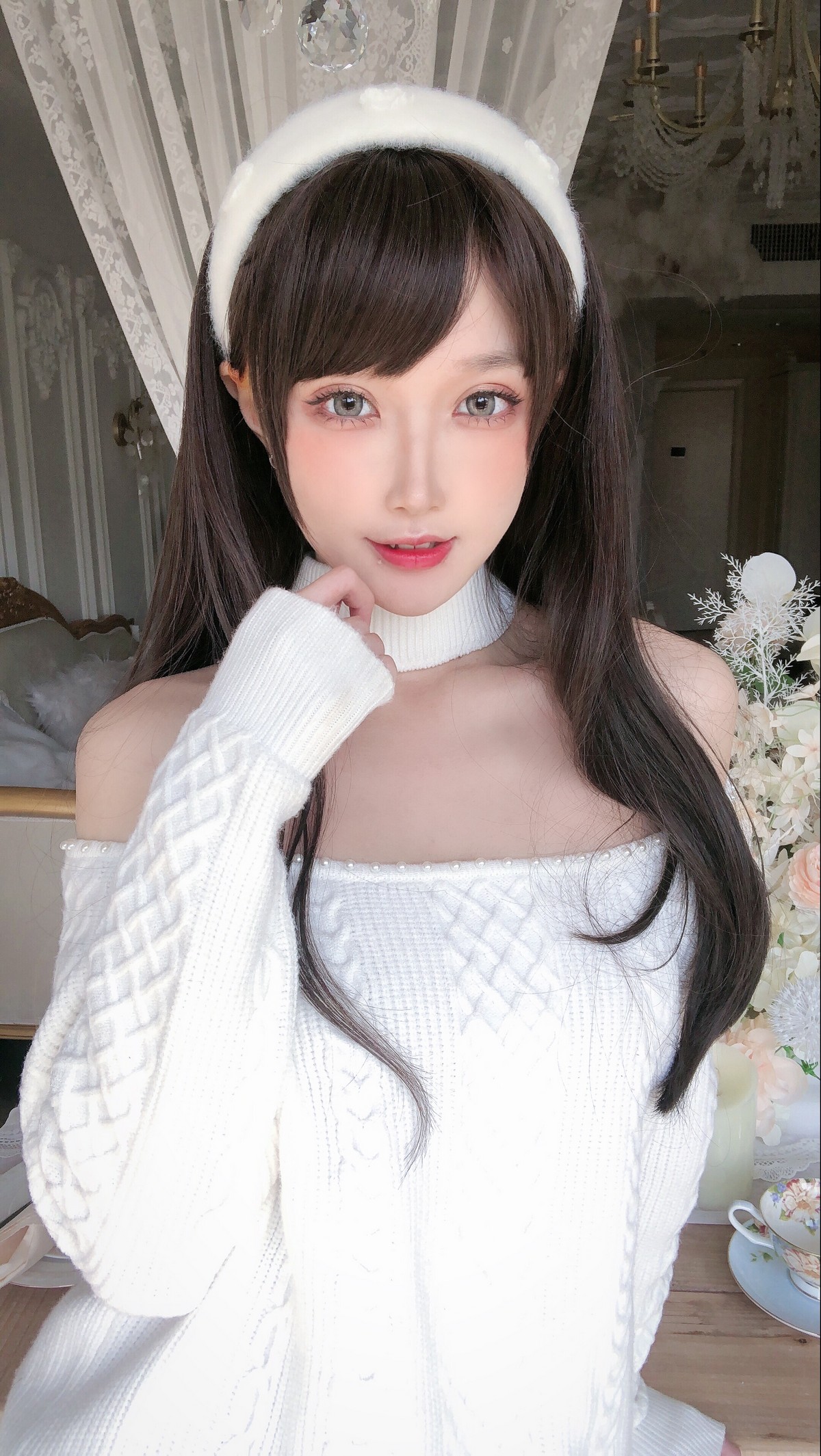 xgyw.top_动漫博主阿包也是兔娘纯欲女友主题私房性感牛仔短裤配肉丝吊袜秀翘臀诱惑写真34P