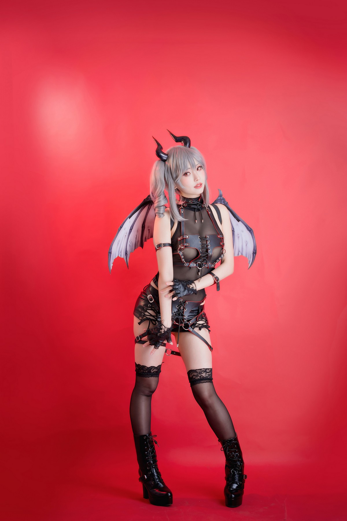 xgyw.top_台湾妹子Ely原创恶魔Original Devil主题私房性感黑色薄纱服饰配蕾丝袜诱惑写真27P