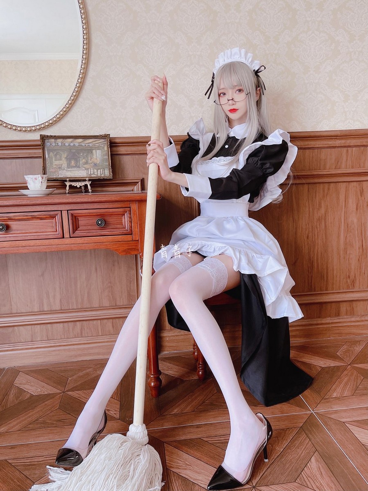 xgyw.top_Coser小姐姐青青子日常合集(一)主题性感私房及日常生活多套服饰秀完美身材写真230P