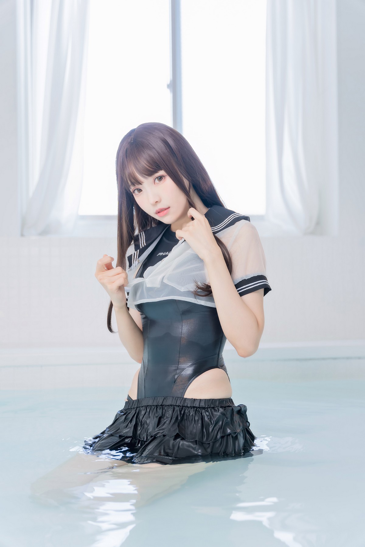xgyw.top_台湾妹子Ely竞泳水手服主题泳池性感黑色连体泳装秀完美身材迷人诱惑写真73P