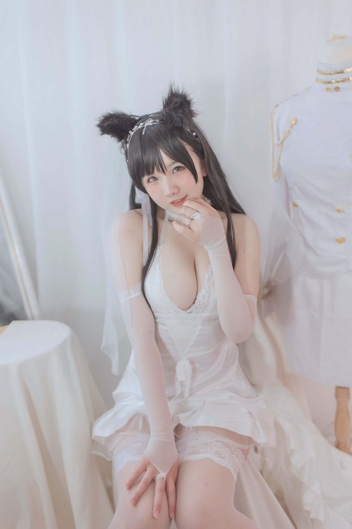 xgyw.top_B站主播阿半今天很开心爱宕婚纱主题性感白色婚纱配蕾丝吊袜秀丰满身材诱惑写真36P