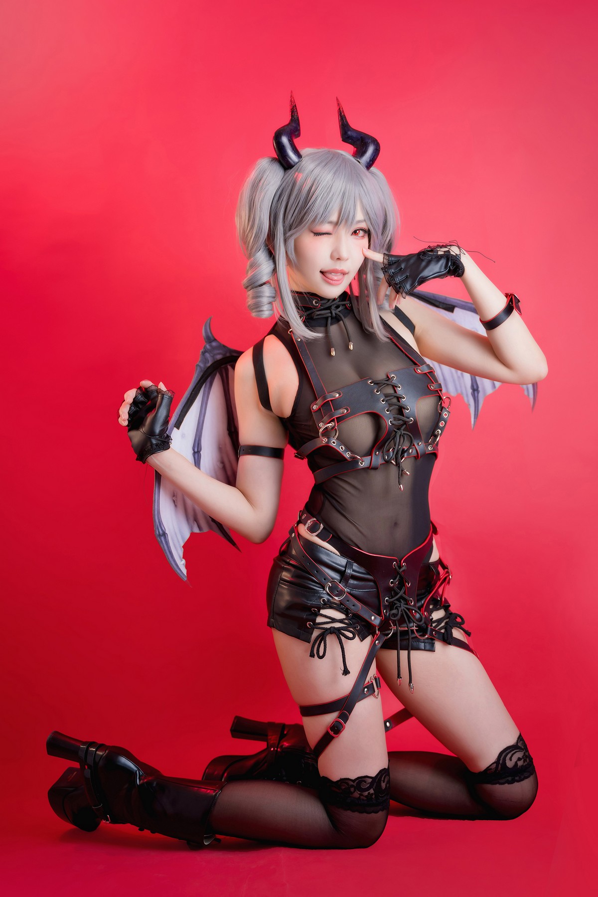 xgyw.top_台湾妹子Ely原创恶魔Original Devil主题私房性感黑色薄纱服饰配蕾丝袜诱惑写真27P