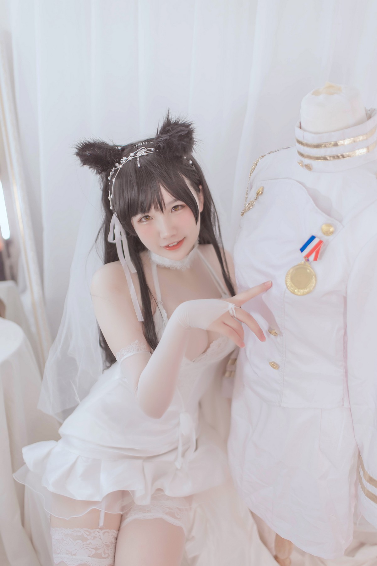 xgyw.top_B站主播阿半今天很开心爱宕婚纱主题性感白色婚纱配蕾丝吊袜秀丰满身材诱惑写真36P