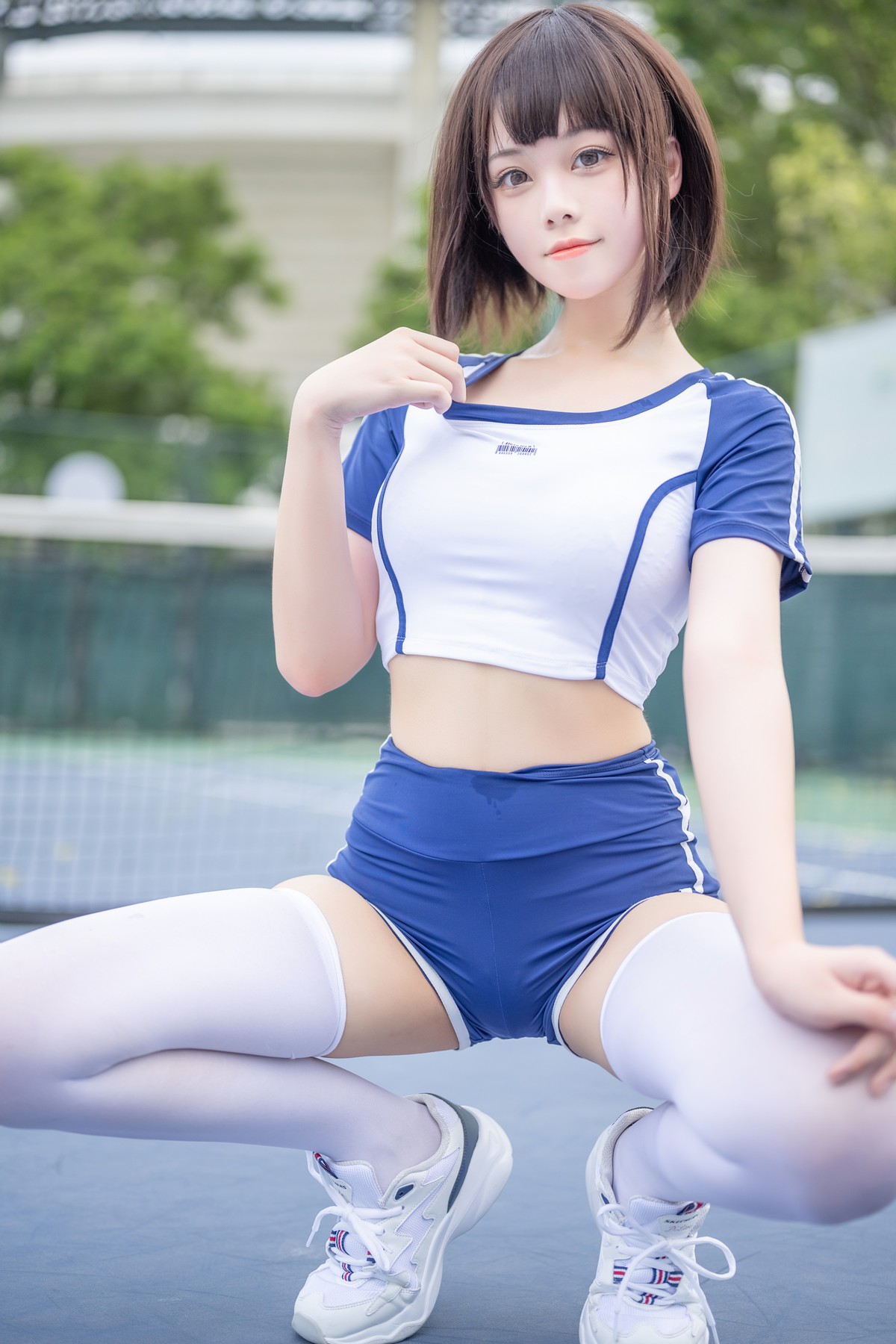 xgyw.top_萌系小姐姐蜜汁猫裘体操服主题性感紧身运动装配白丝袜秀丰满身材迷人诱惑写真50P