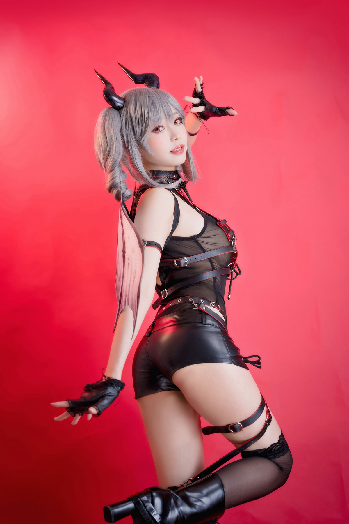 xgyw.top_台湾妹子Ely原创恶魔Original Devil主题私房性感黑色薄纱服饰配蕾丝袜诱惑写真27P