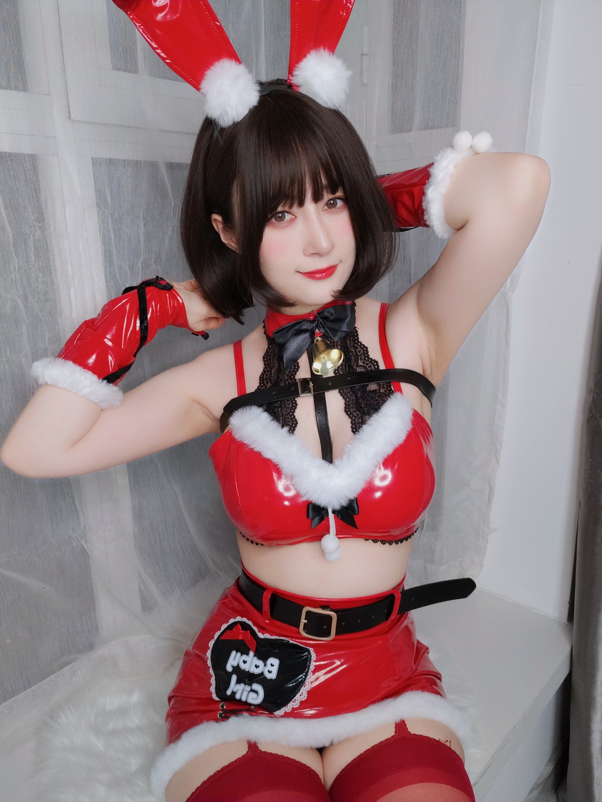 xgyw.top_Coser小姐姐白银81圣诞兔女郎主题性感红色服饰配红丝吊袜秀完美身材诱惑写真99P