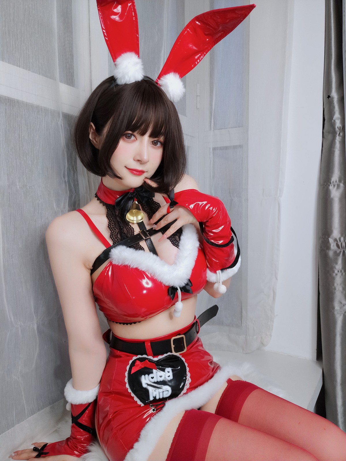 xgyw.top_Coser小姐姐白银81圣诞兔女郎主题性感红色服饰配红丝吊袜秀完美身材诱惑写真99P
