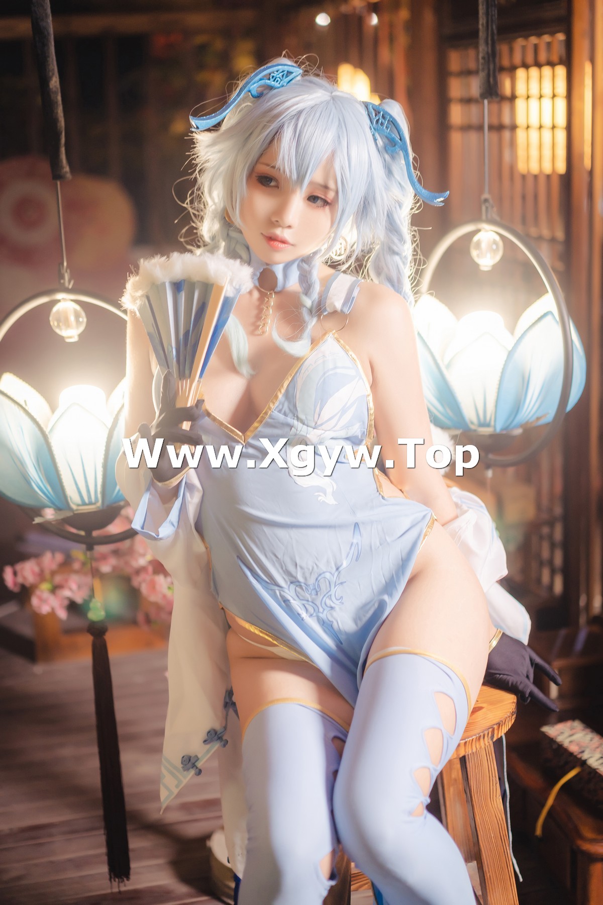 xgyw.top_网络美女墨玉-M-Pa15Cos主题私房性感深V高叉连体衣秀完美身材撩人诱惑写真56P