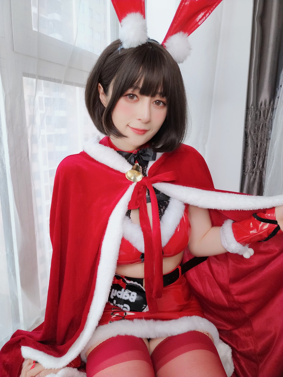xgyw.top_Coser小姐姐白银81圣诞兔女郎主题性感红色服饰配红丝吊袜秀完美身材诱惑写真99P