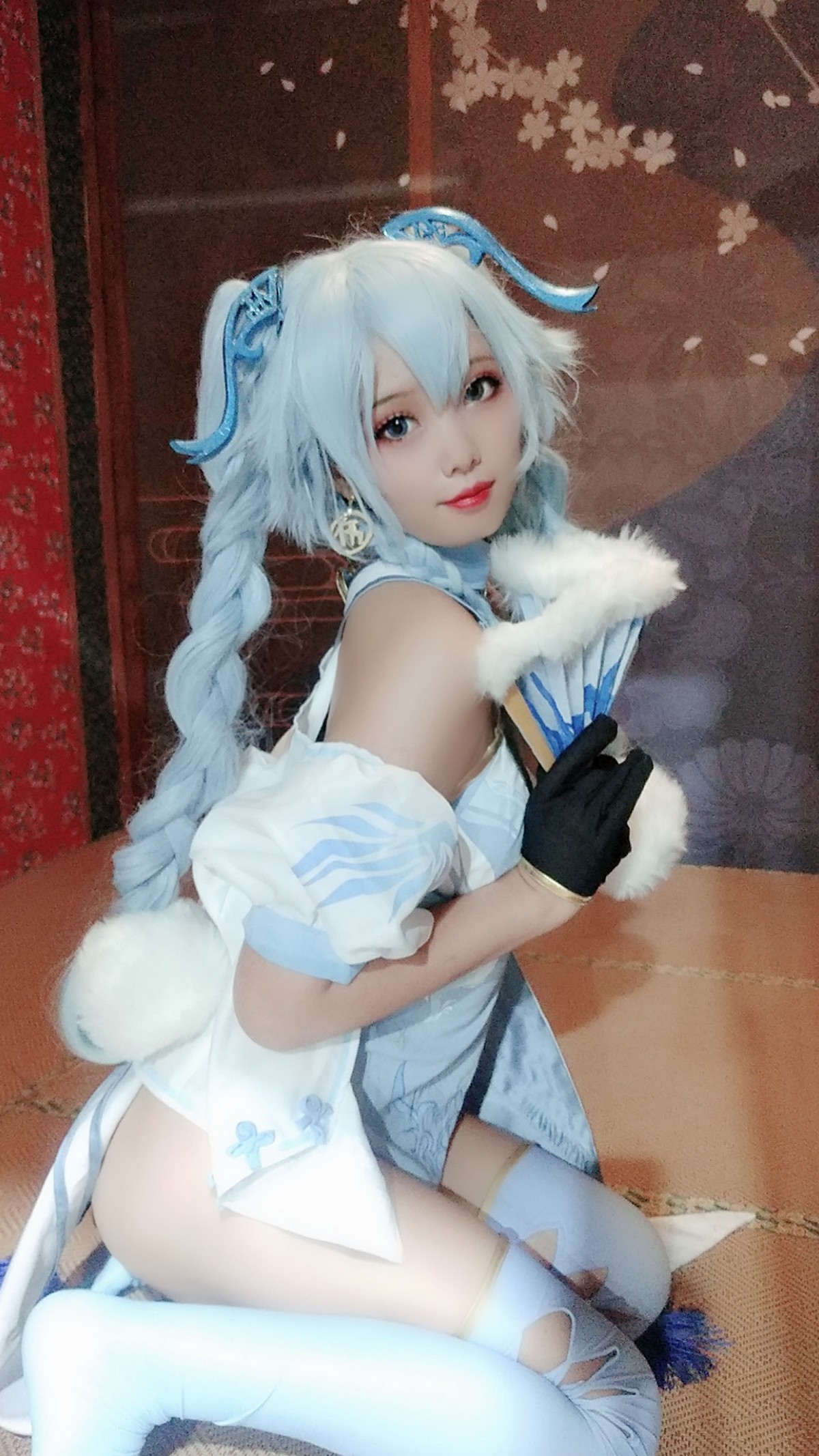 xgyw.top_网络美女墨玉-M-Pa15Cos主题私房性感深V高叉连体衣秀完美身材撩人诱惑写真56P